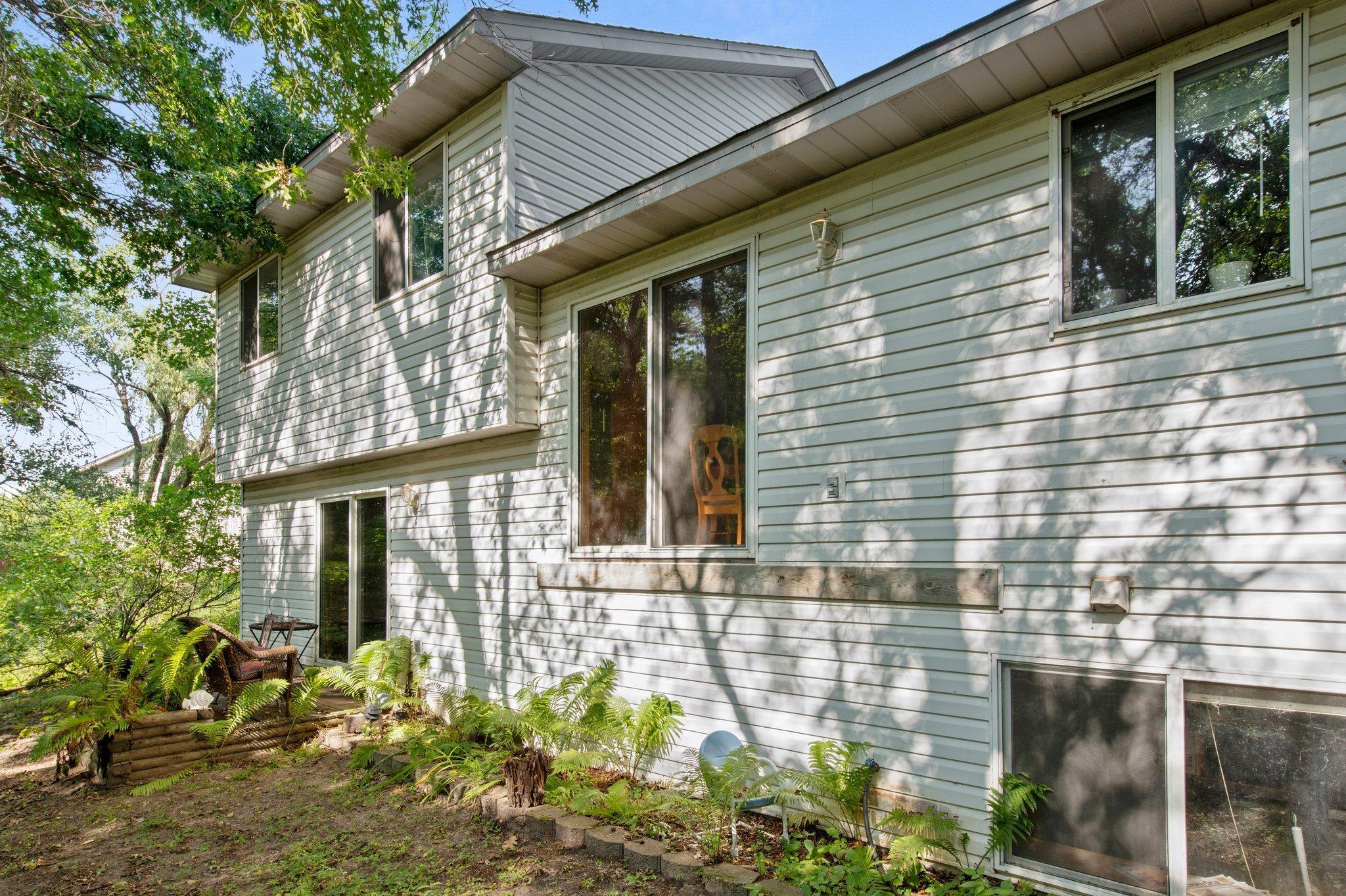 609 Rum River Drive SW