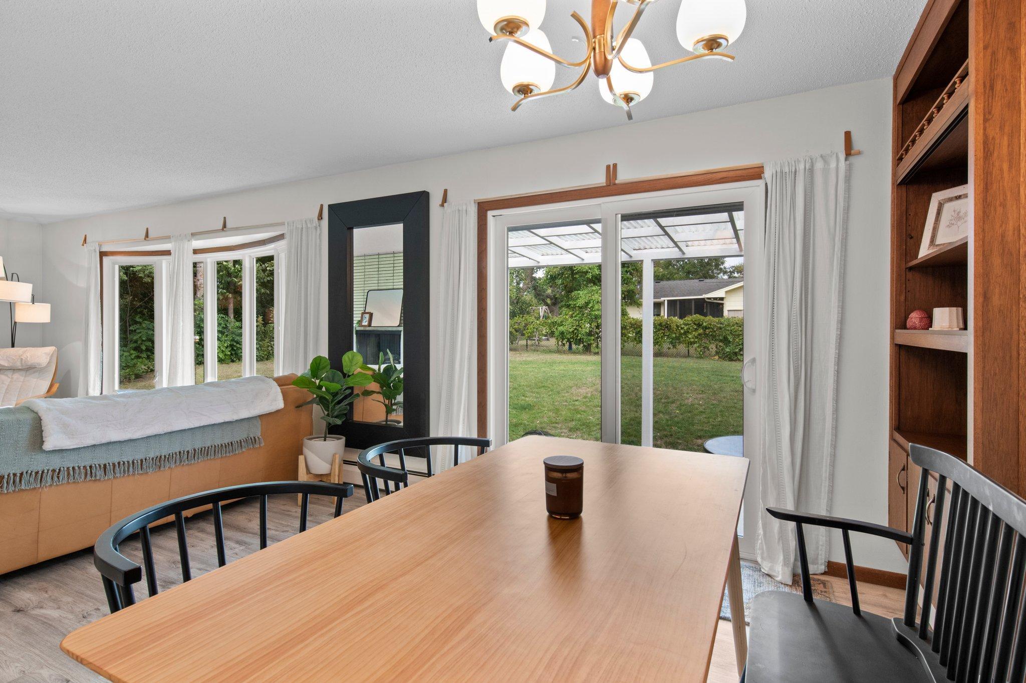 832 Cypress Street S