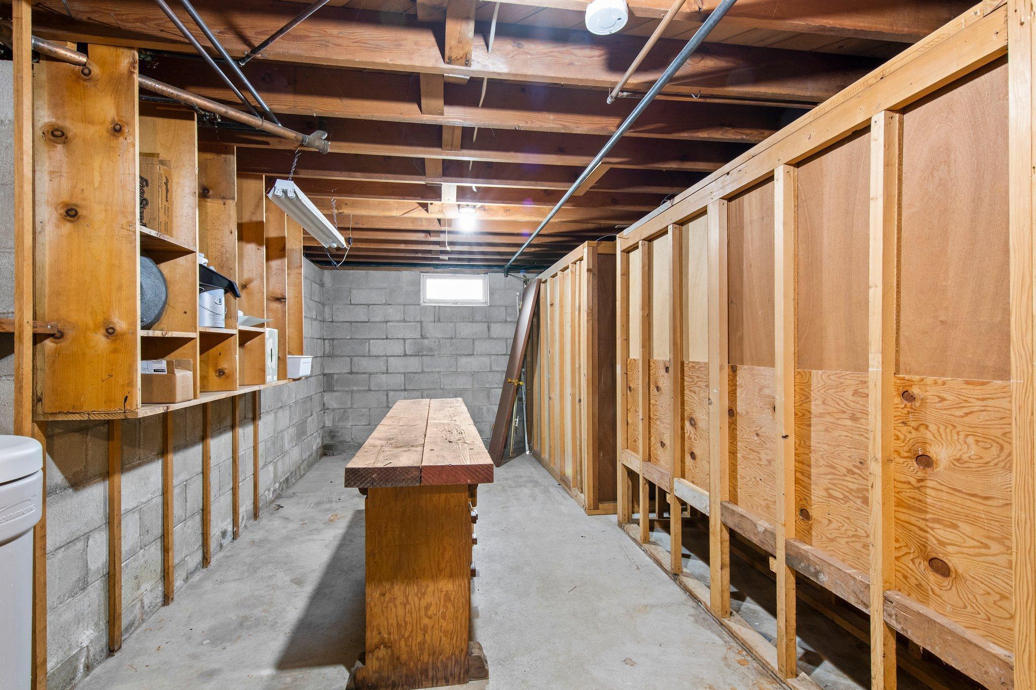 832 Cypress Street S