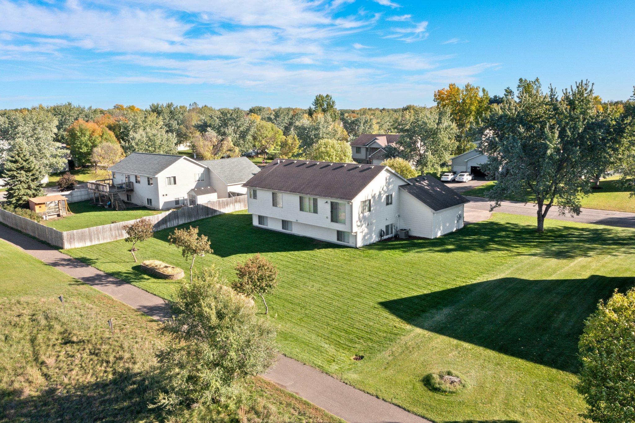 1102 Hillock Street NW