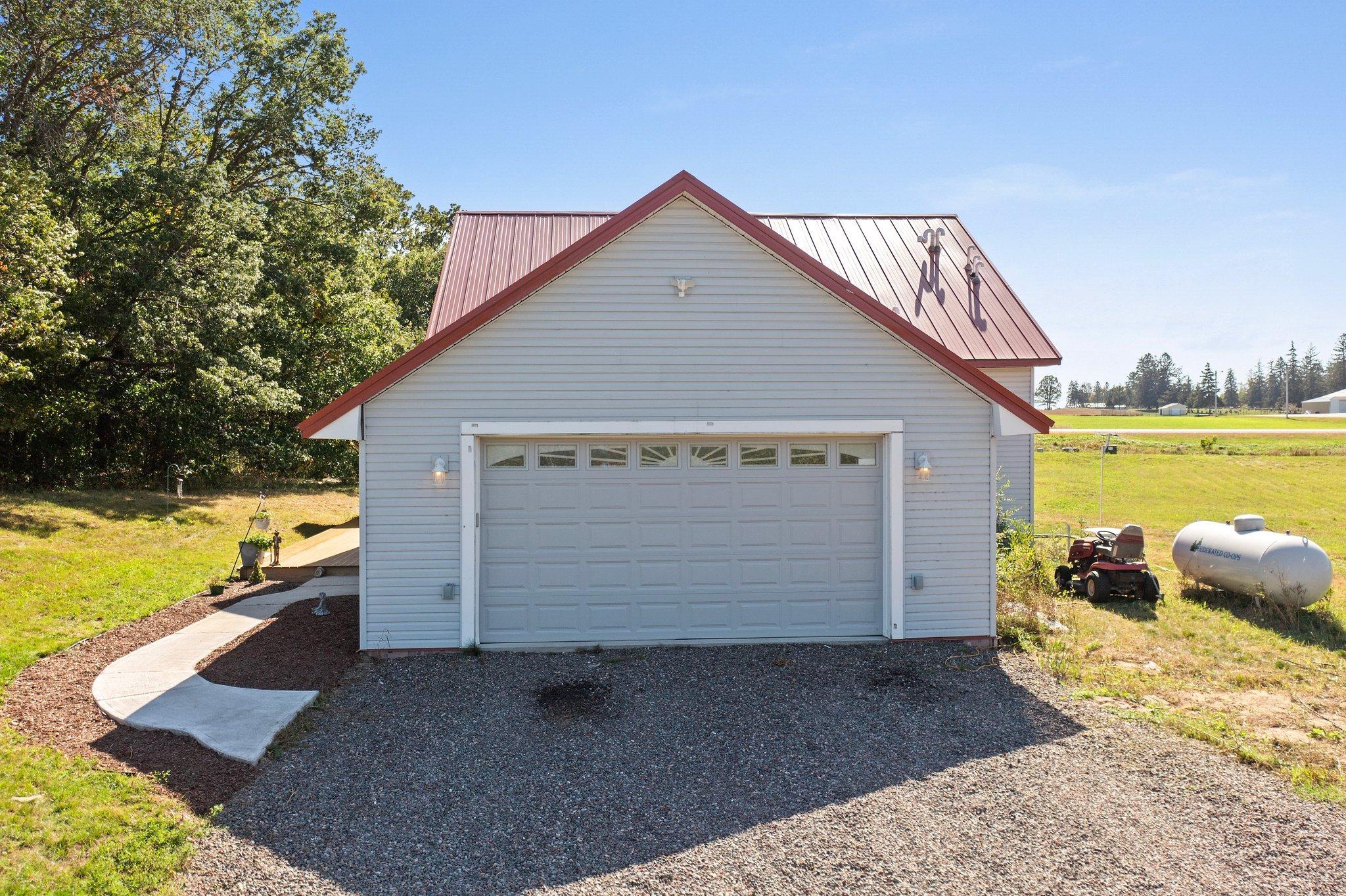 31360 Rochester Street NE