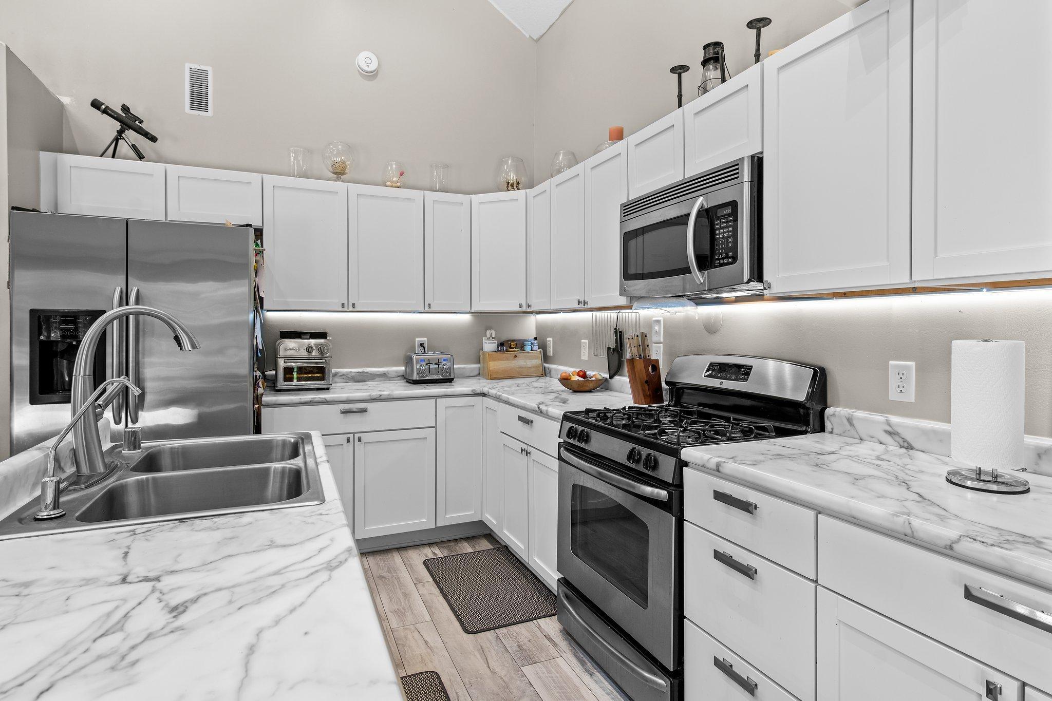 31360 Rochester Street NE