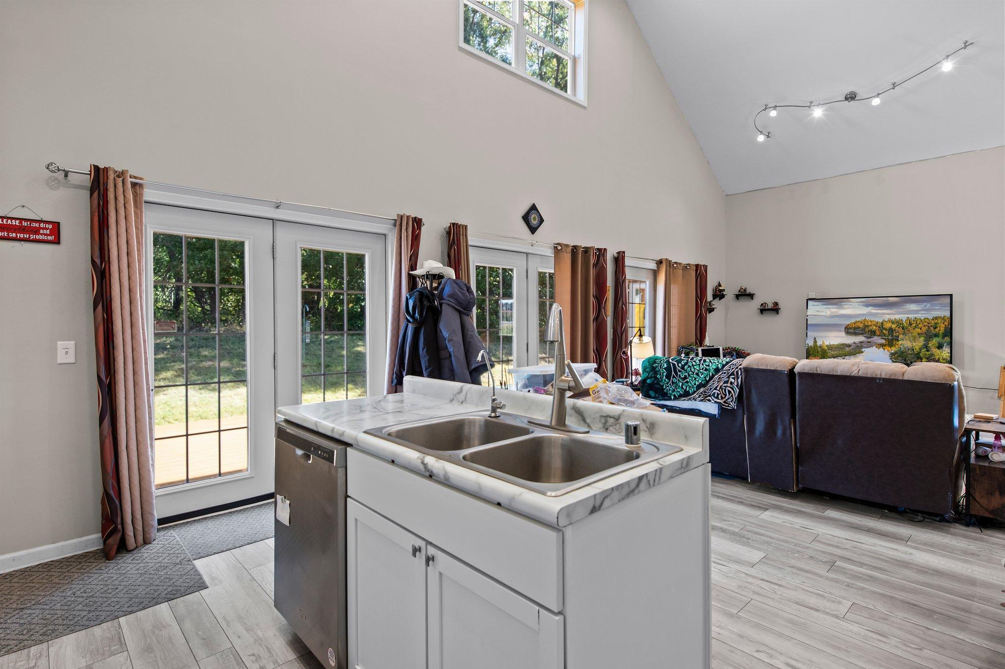 31360 Rochester Street NE