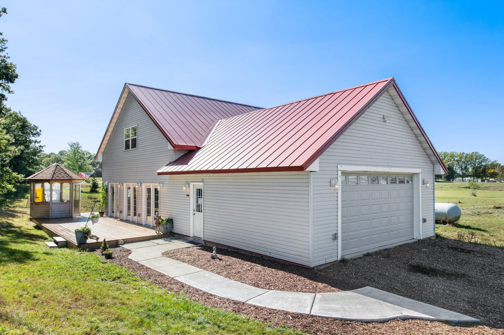 31360 Rochester Street NE