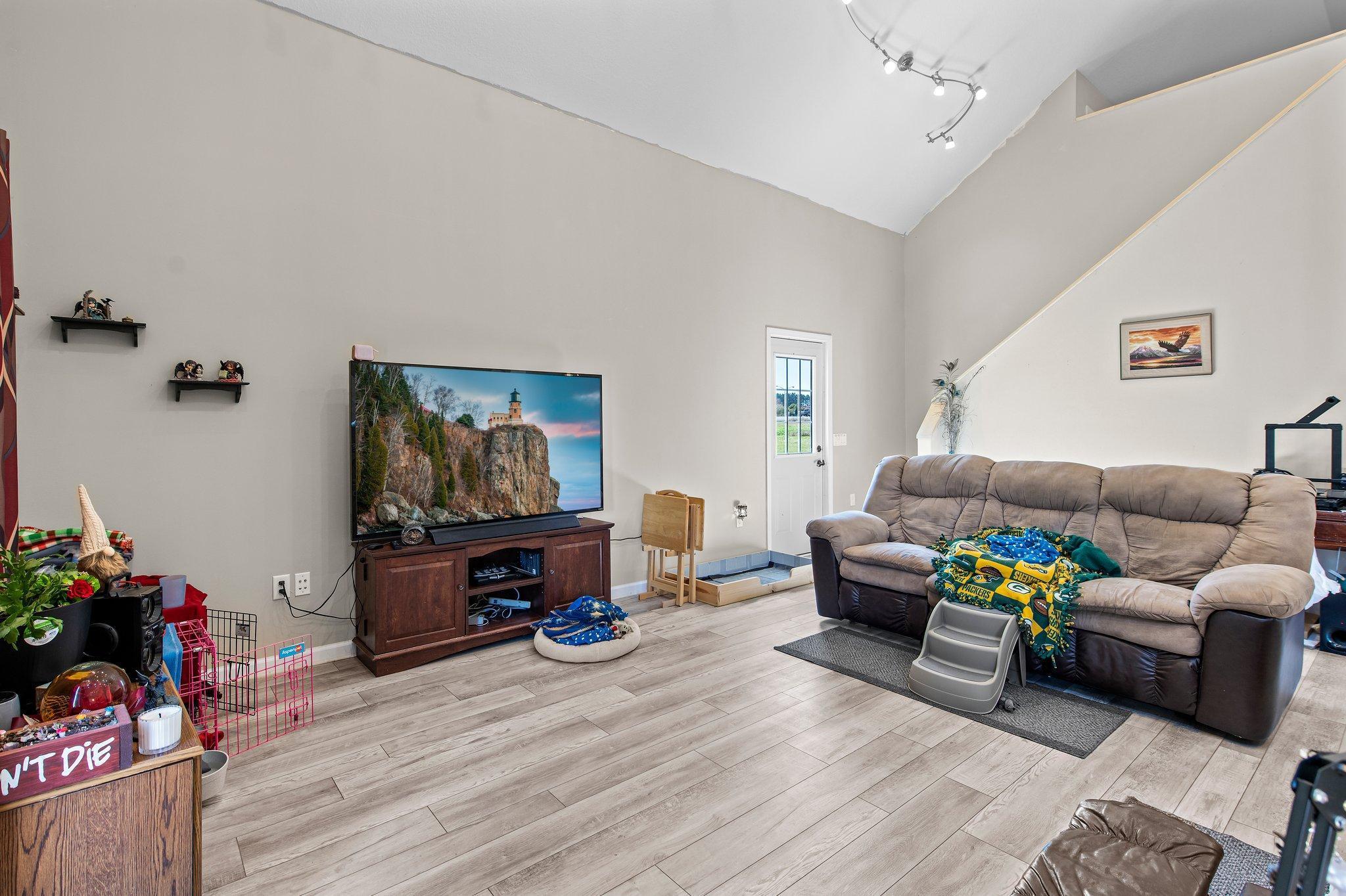 31360 Rochester Street NE