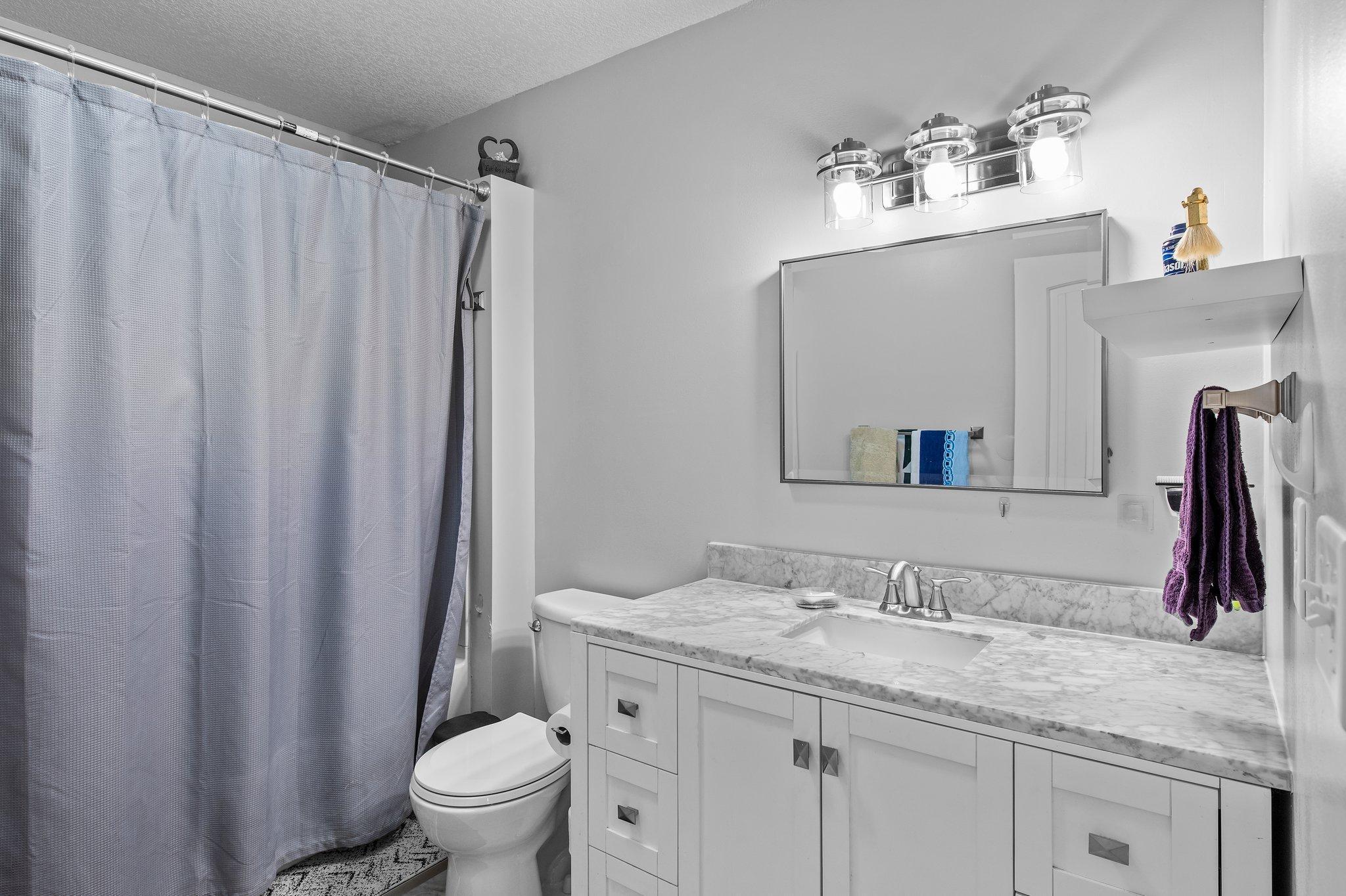 31360 Rochester Street NE