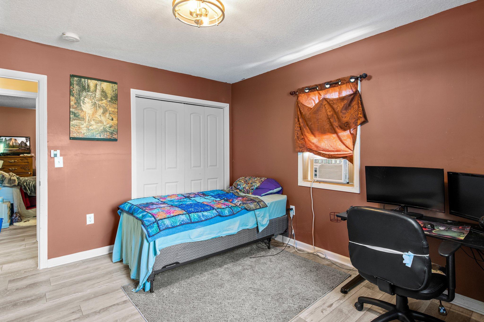 31360 Rochester Street NE