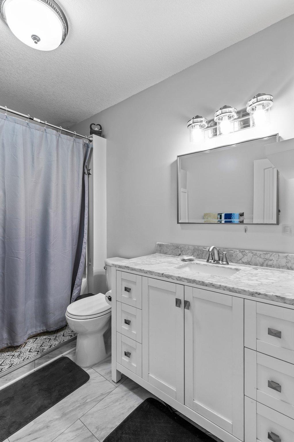 31360 Rochester Street NE