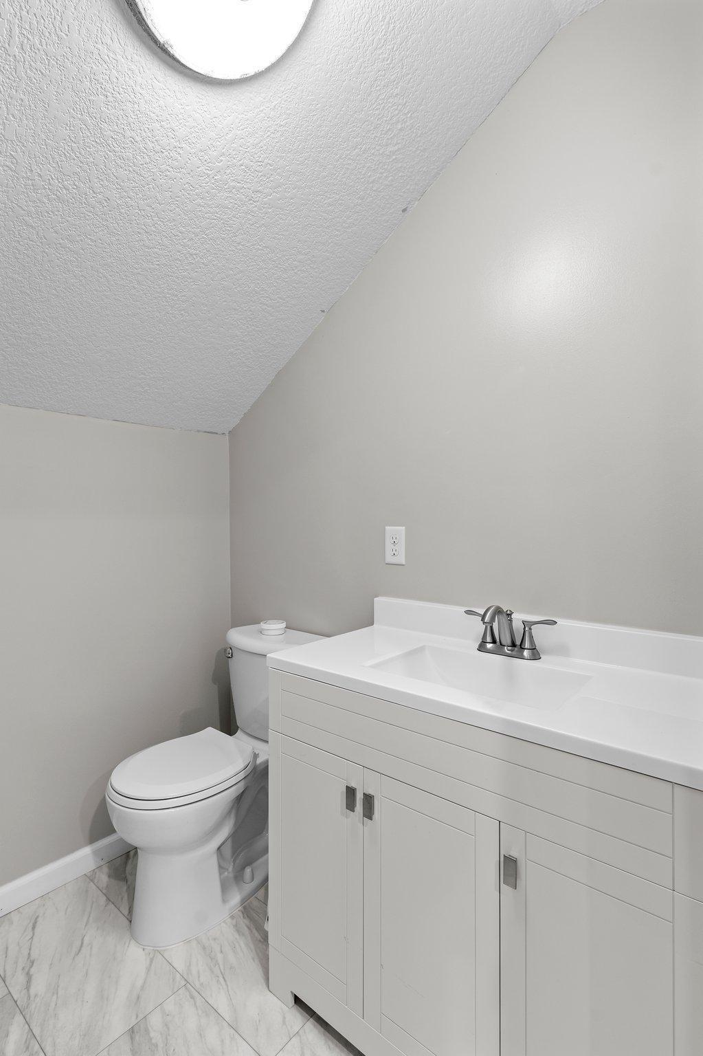 31360 Rochester Street NE