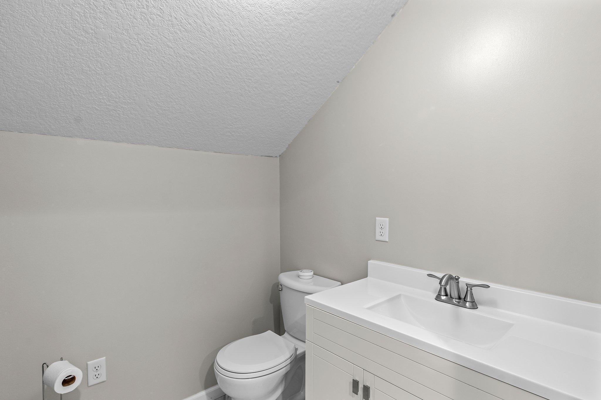 31360 Rochester Street NE