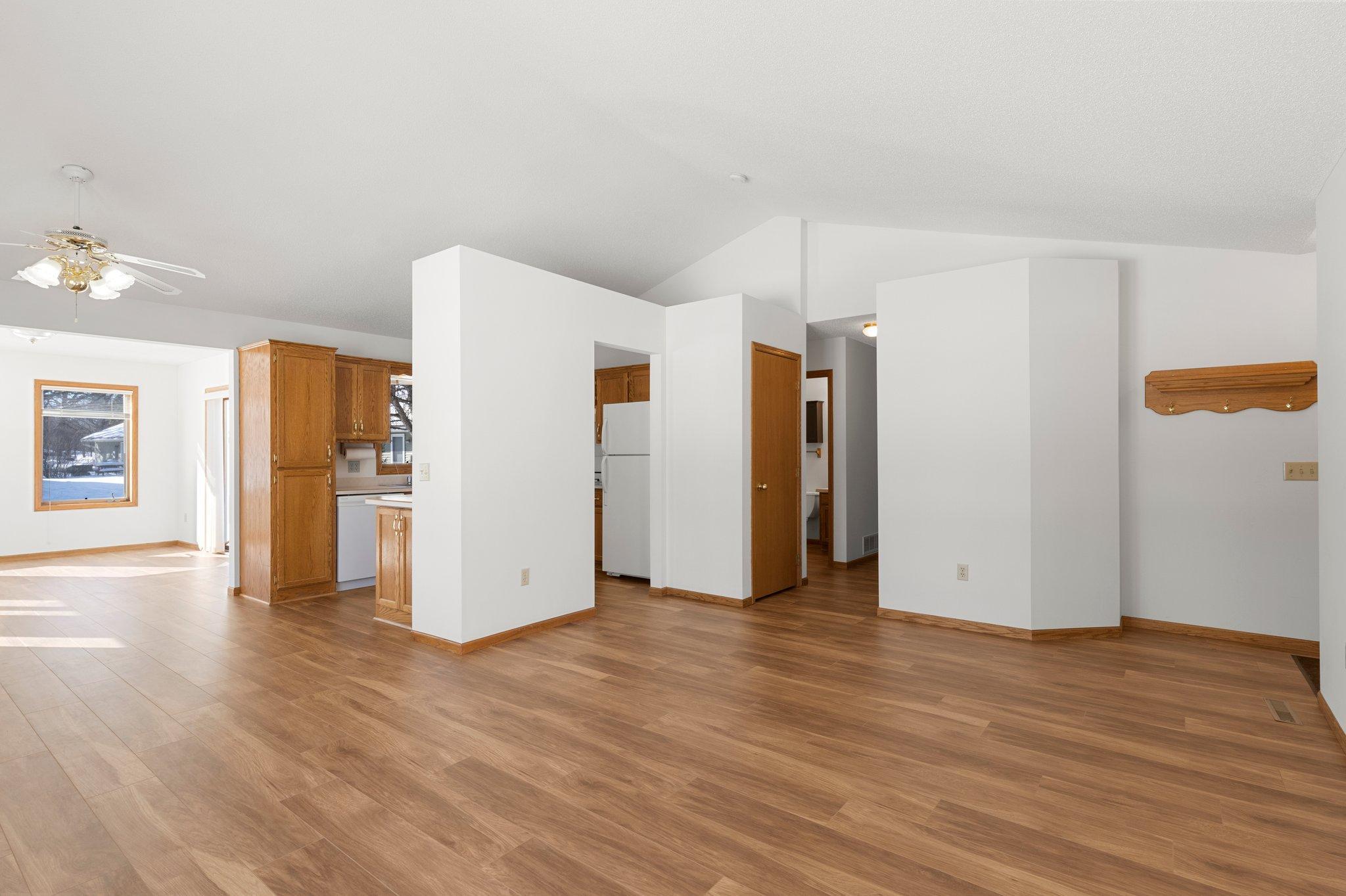 100 Rosewood Avenue NW