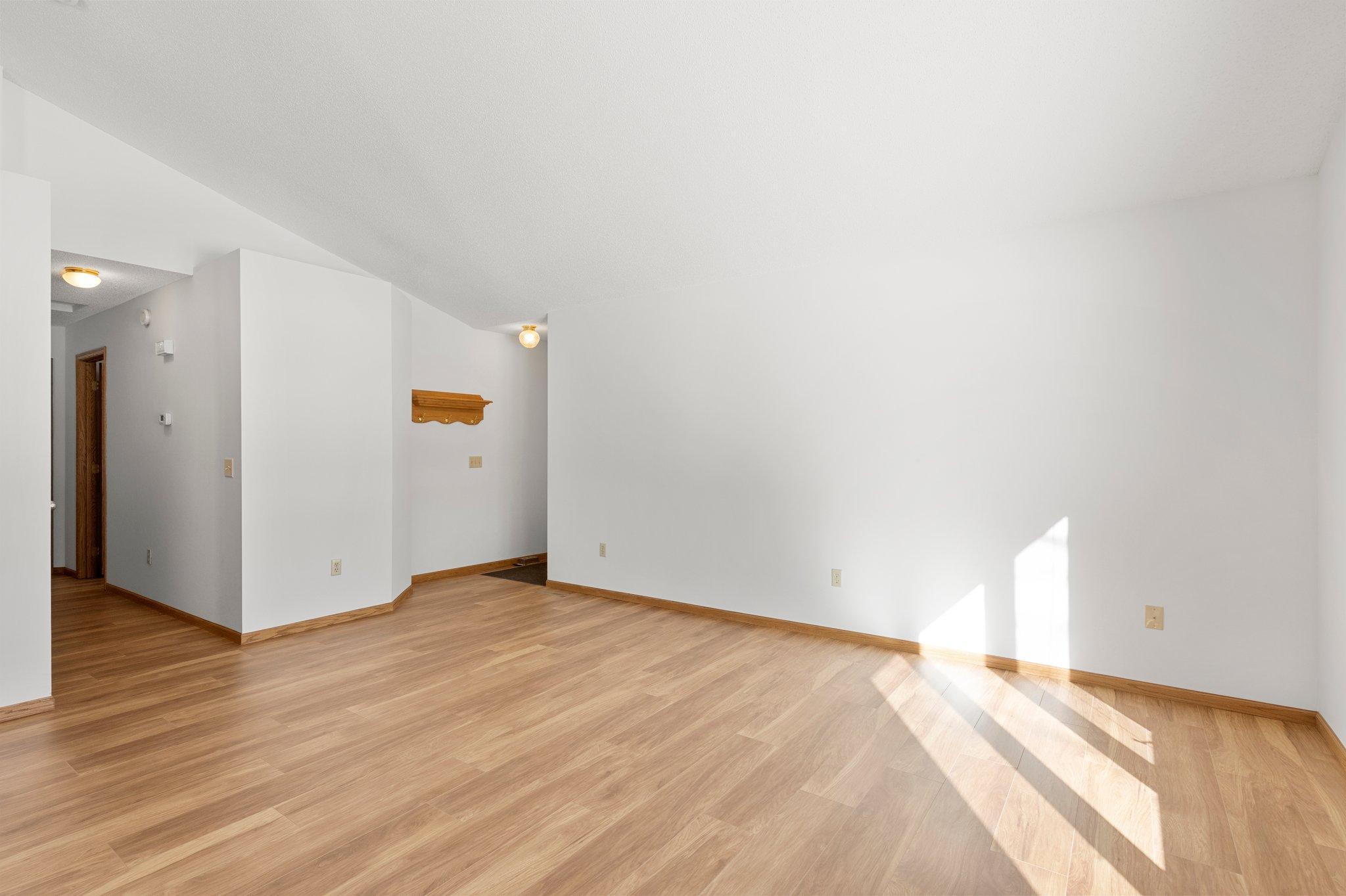 100 Rosewood Avenue NW