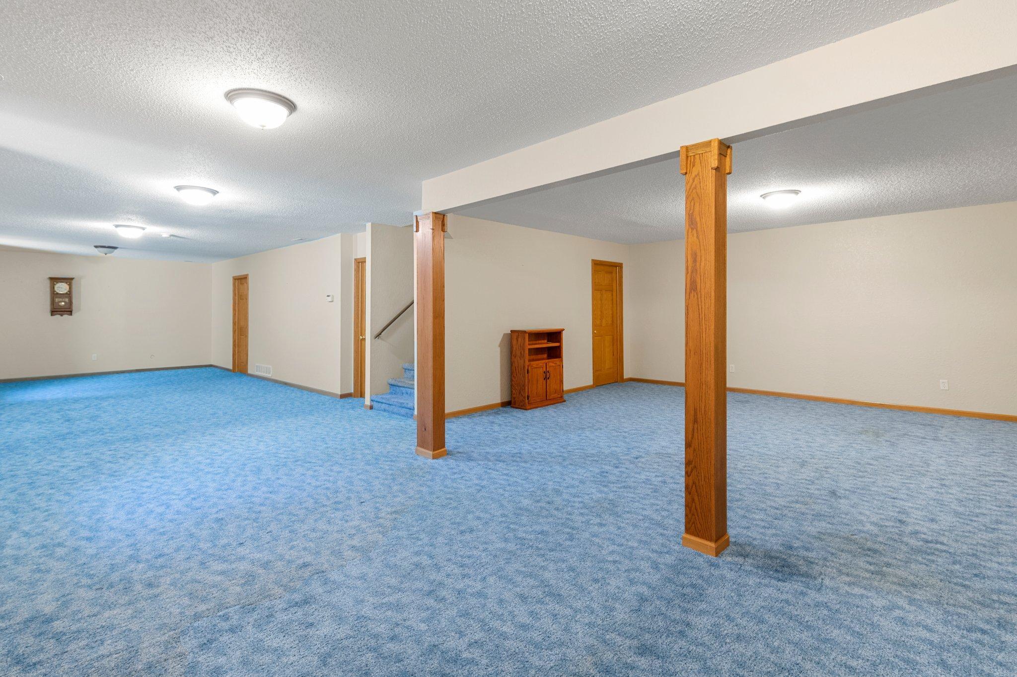 2670 E Rum River Drive S