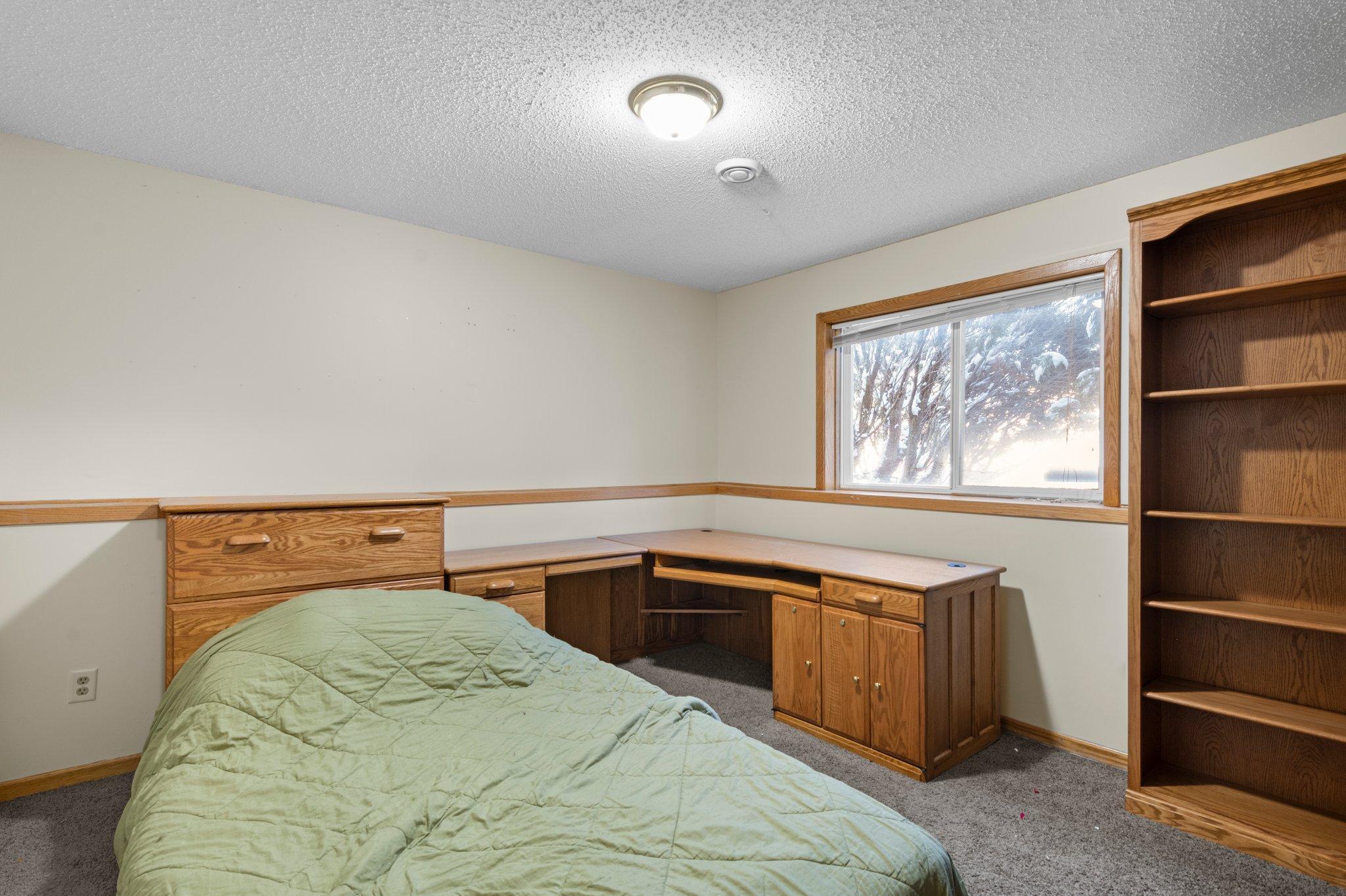 1303 Roosevelt Street S