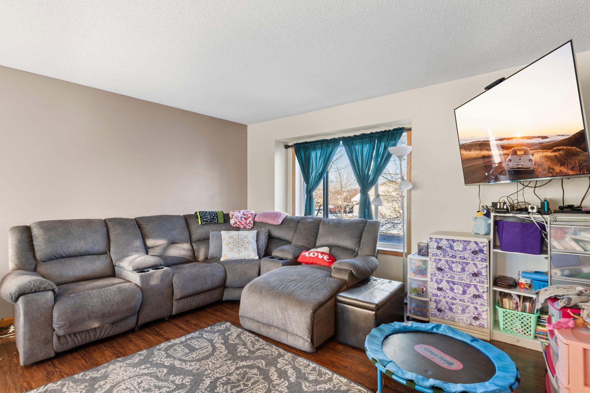 1303 Roosevelt Street S