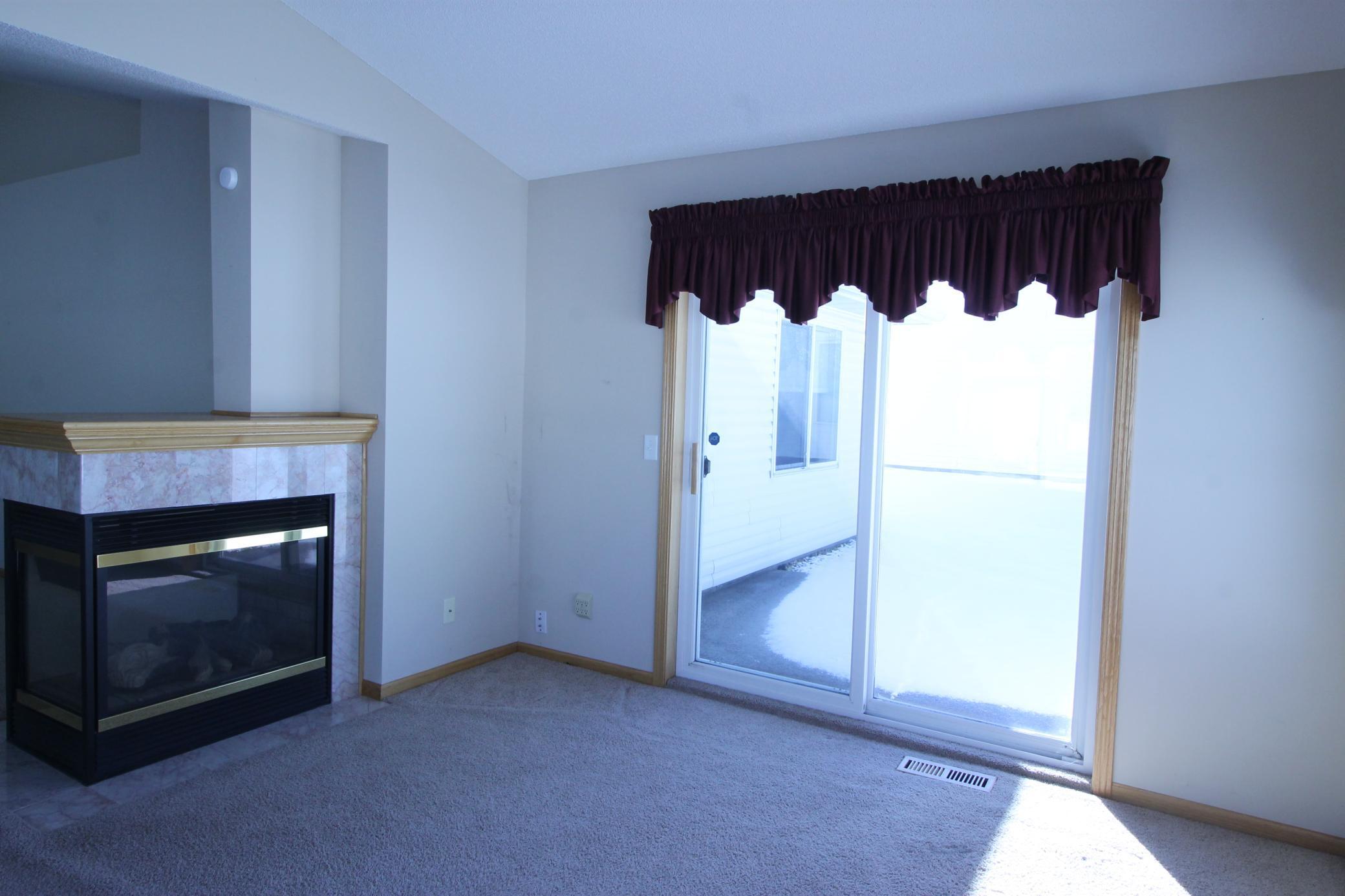 2301 Cleveland Lane S