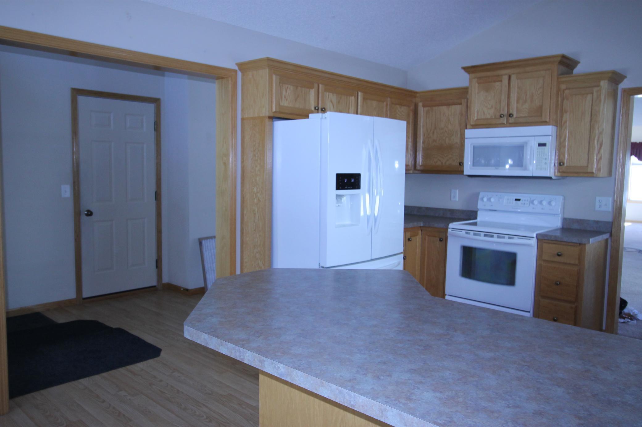 2301 Cleveland Lane S