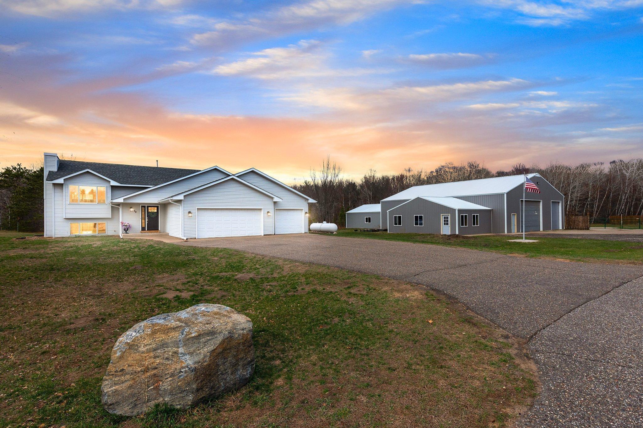 89 253rd Lane NE