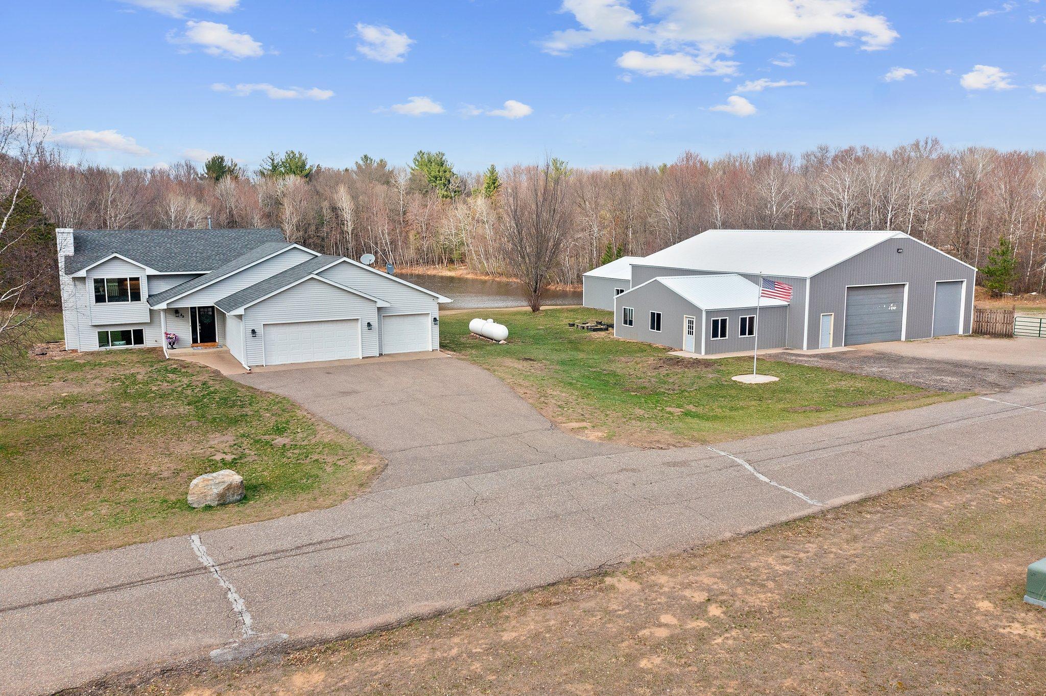 89 253rd Lane NE