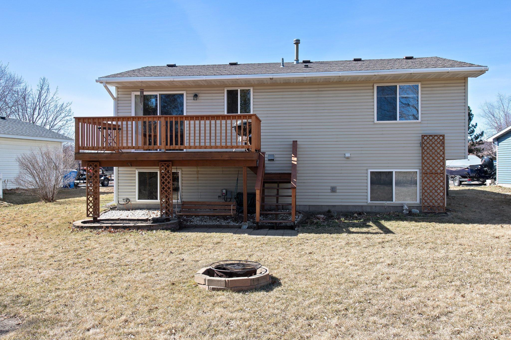 1140 Carriage Hills Drive S