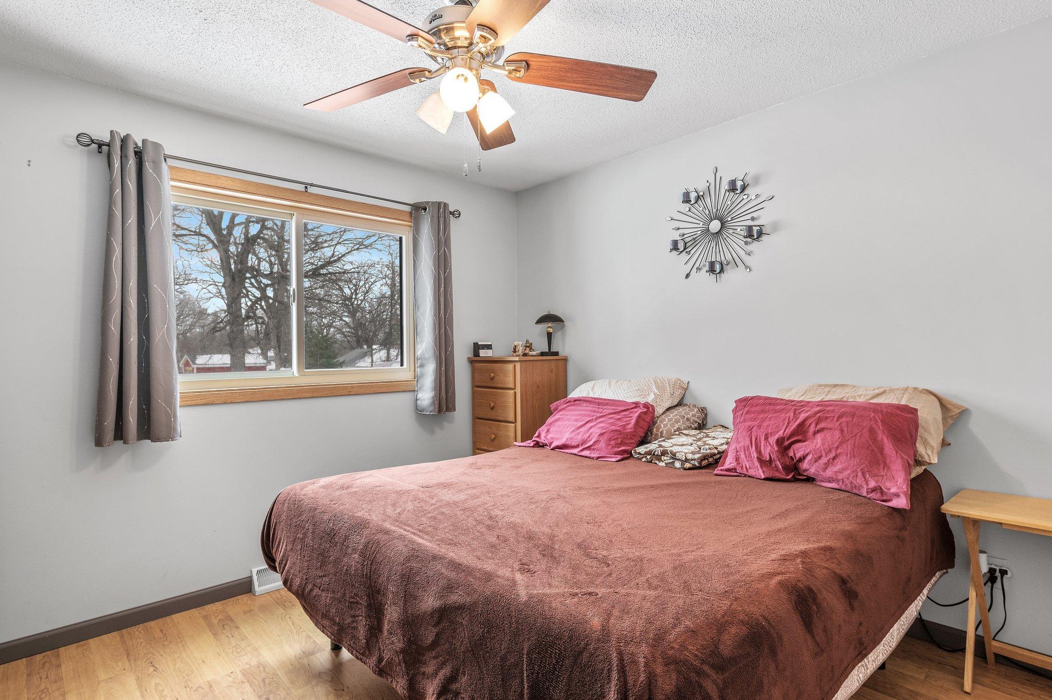 39408 Oakridge Drive