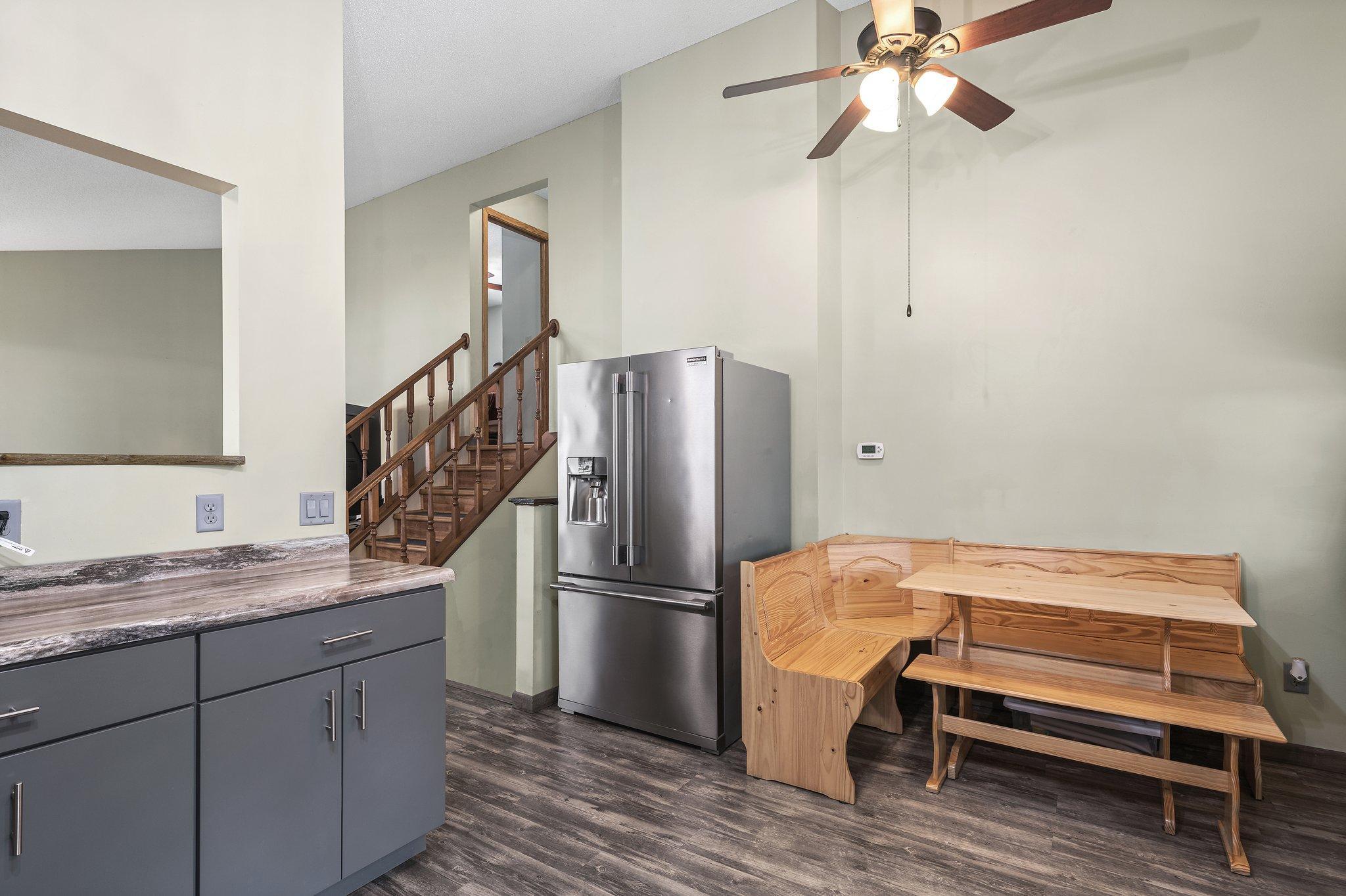 39408 Oakridge Drive