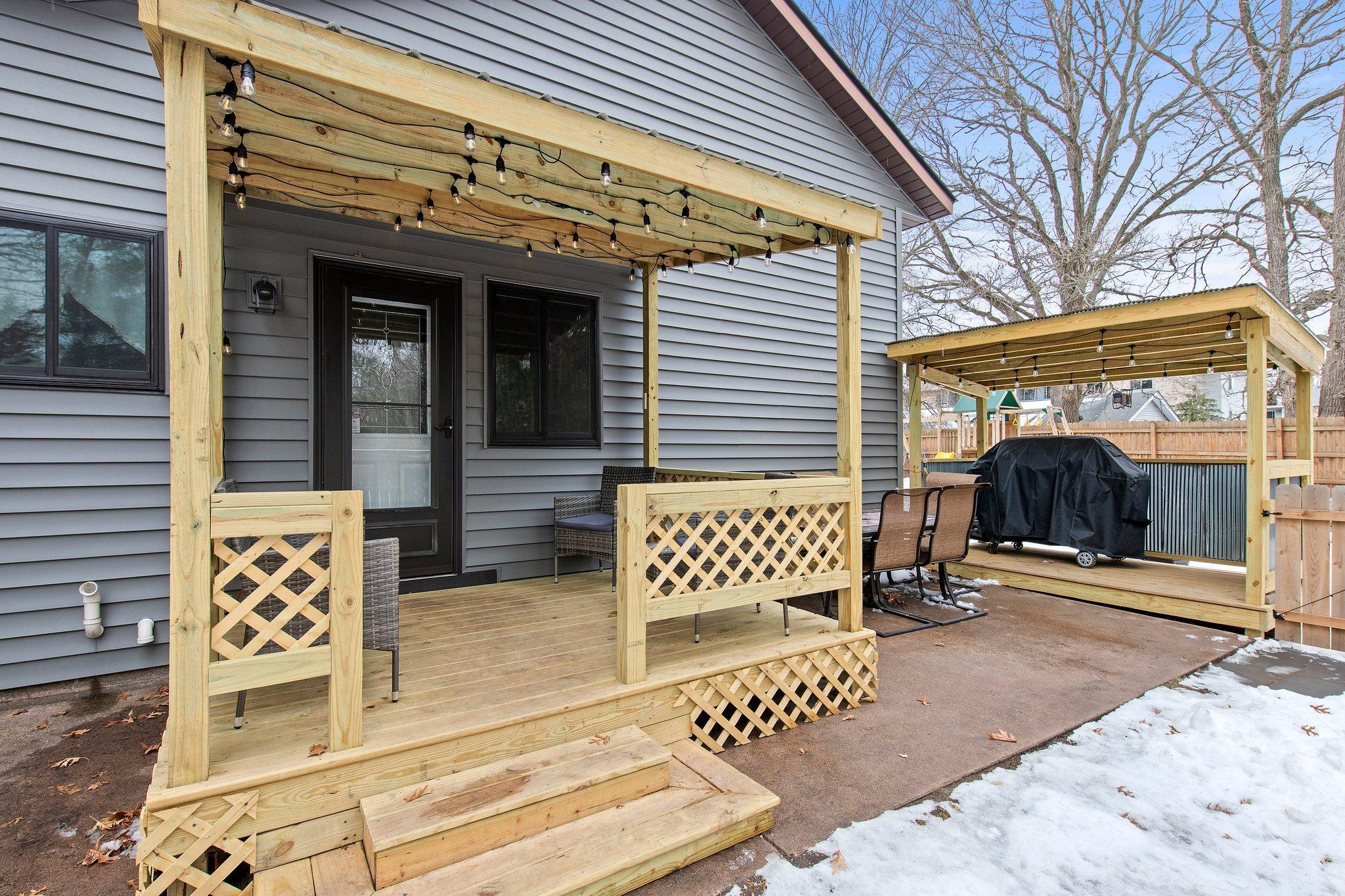 39408 Oakridge Drive