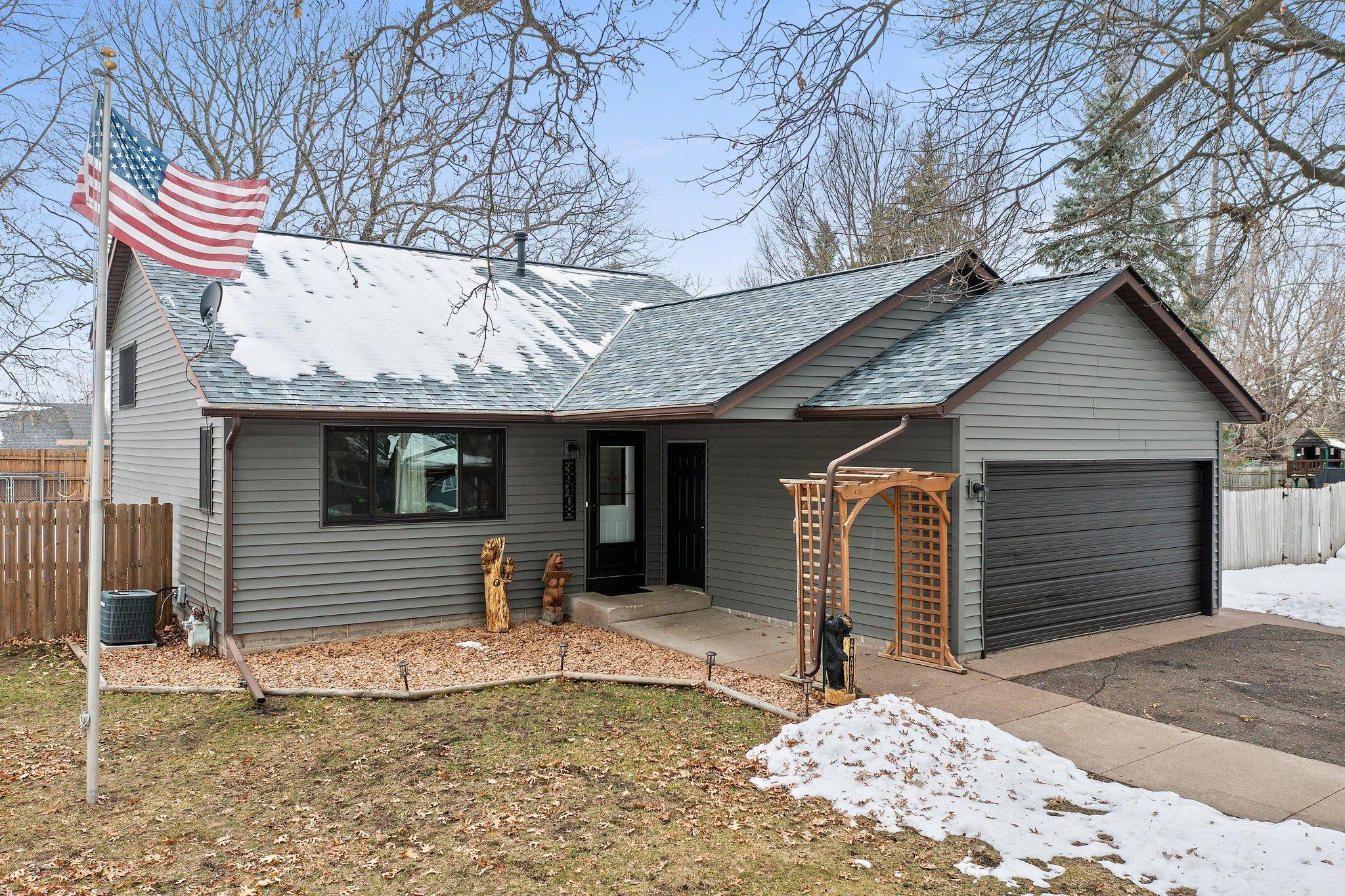 39408 Oakridge Drive