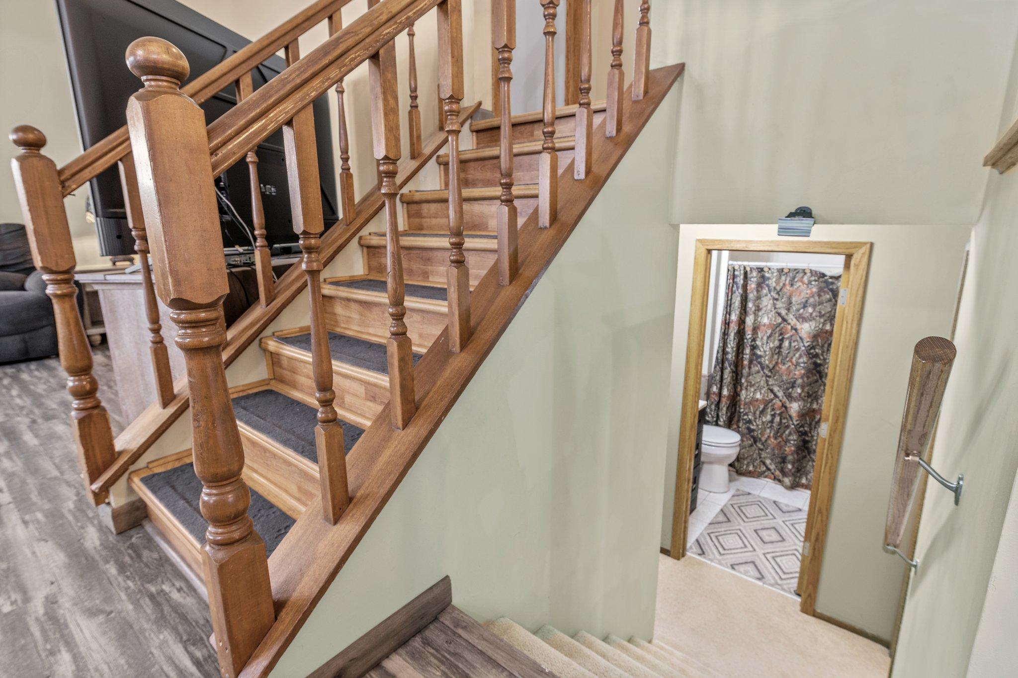 39408 Oakridge Drive