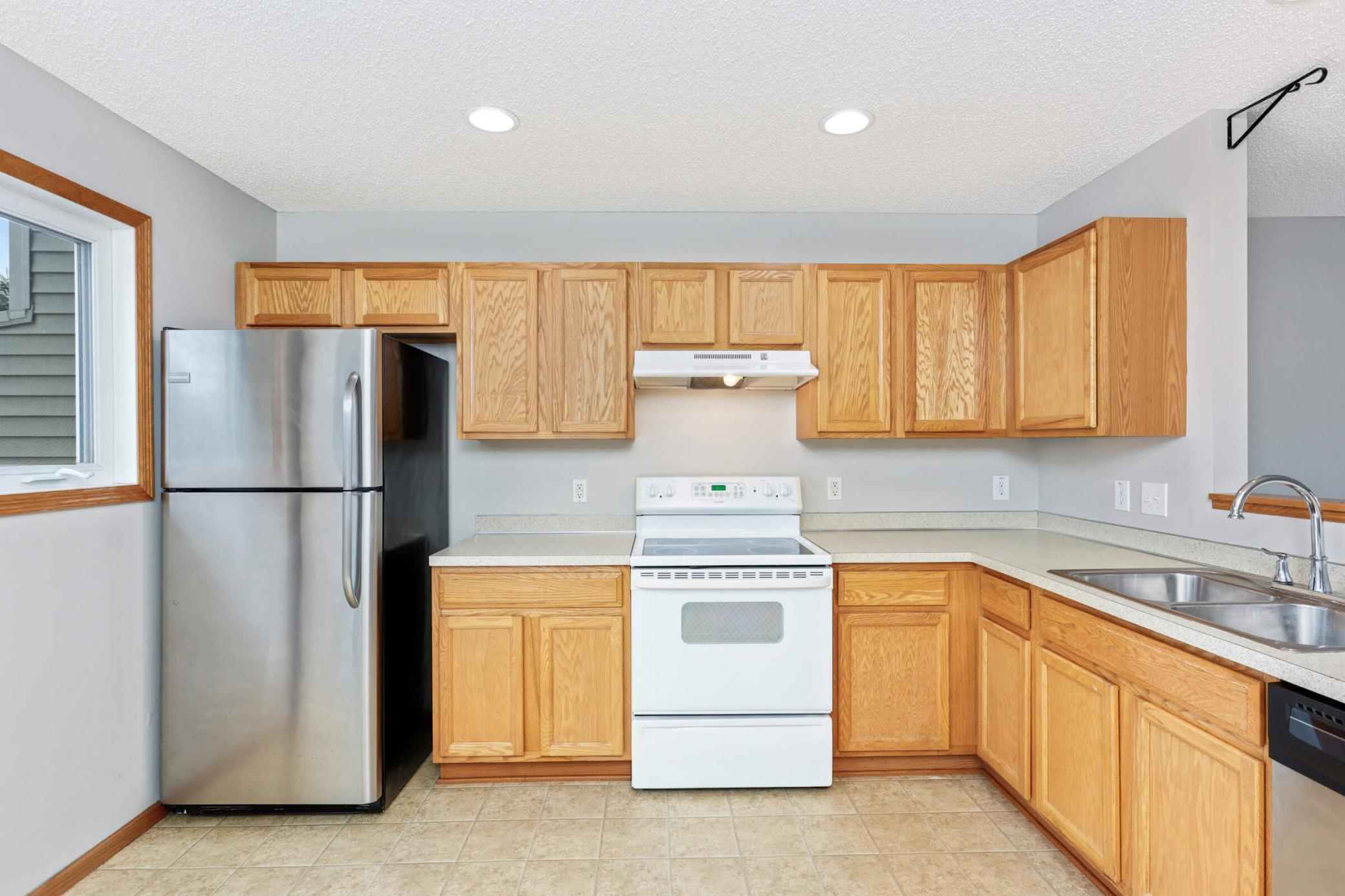 4811 Education Drive N Unit: 7