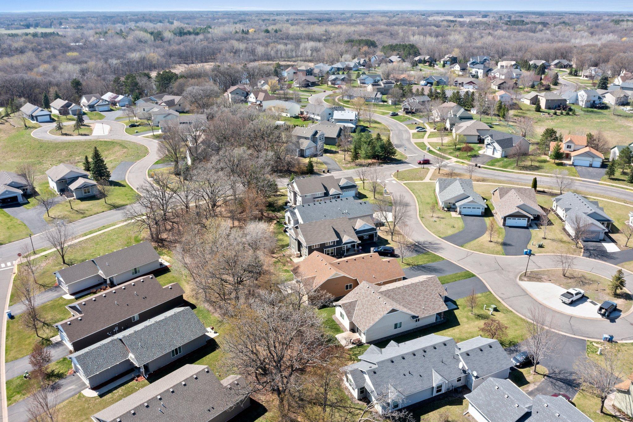 1009 Pleasant View Court NW