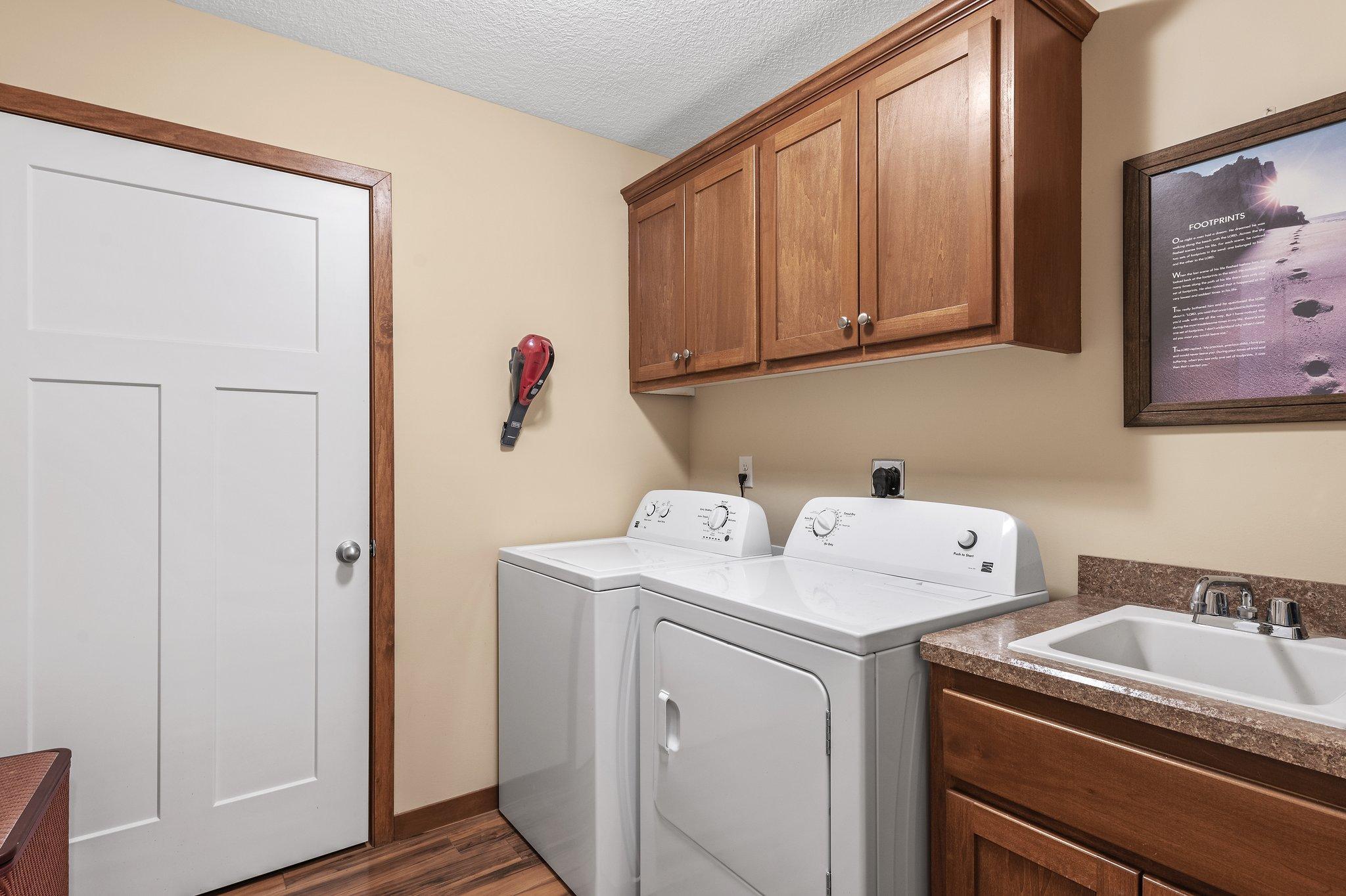 1009 Pleasant View Court NW