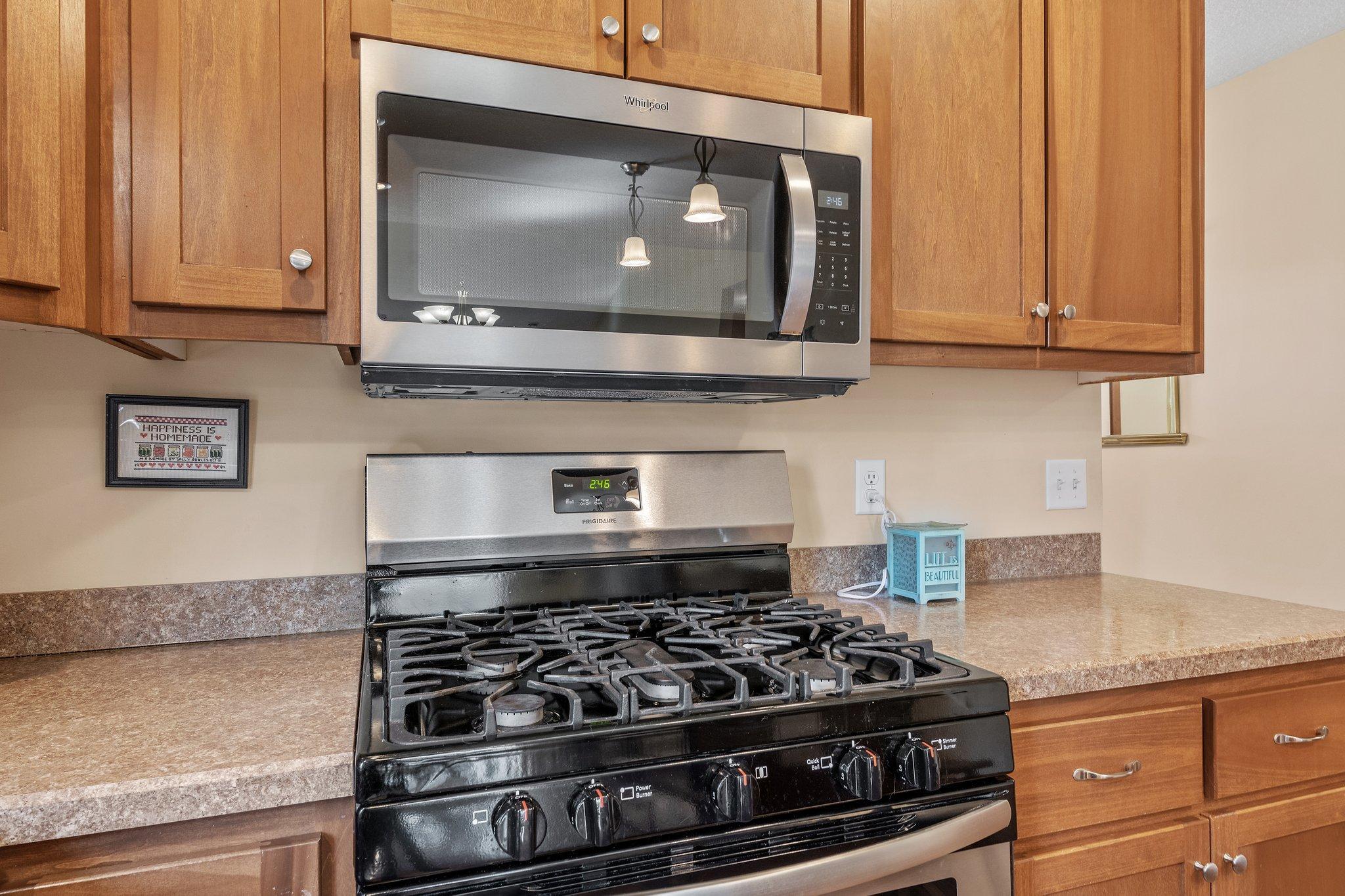 1009 Pleasant View Court NW