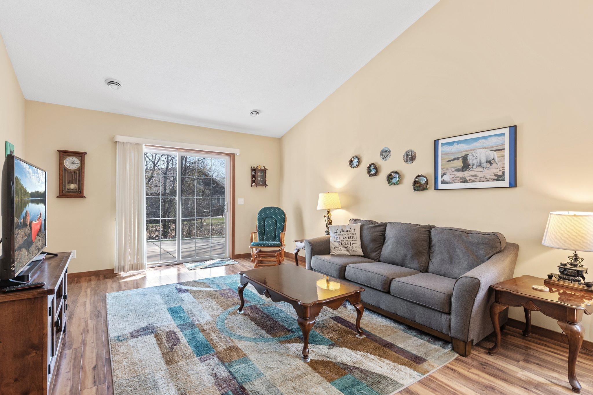 1009 Pleasant View Court NW