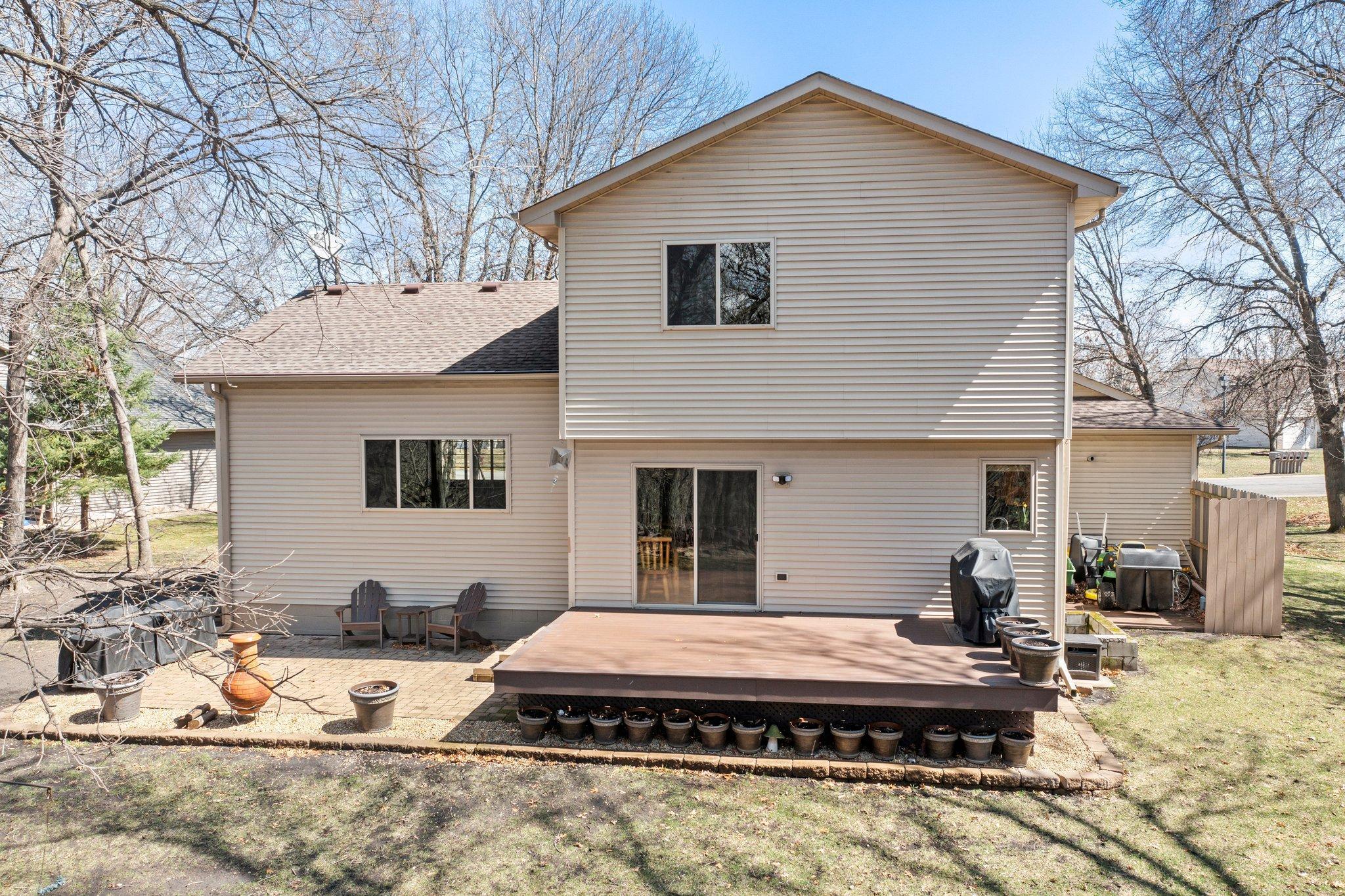 407 Rum River Drive NW