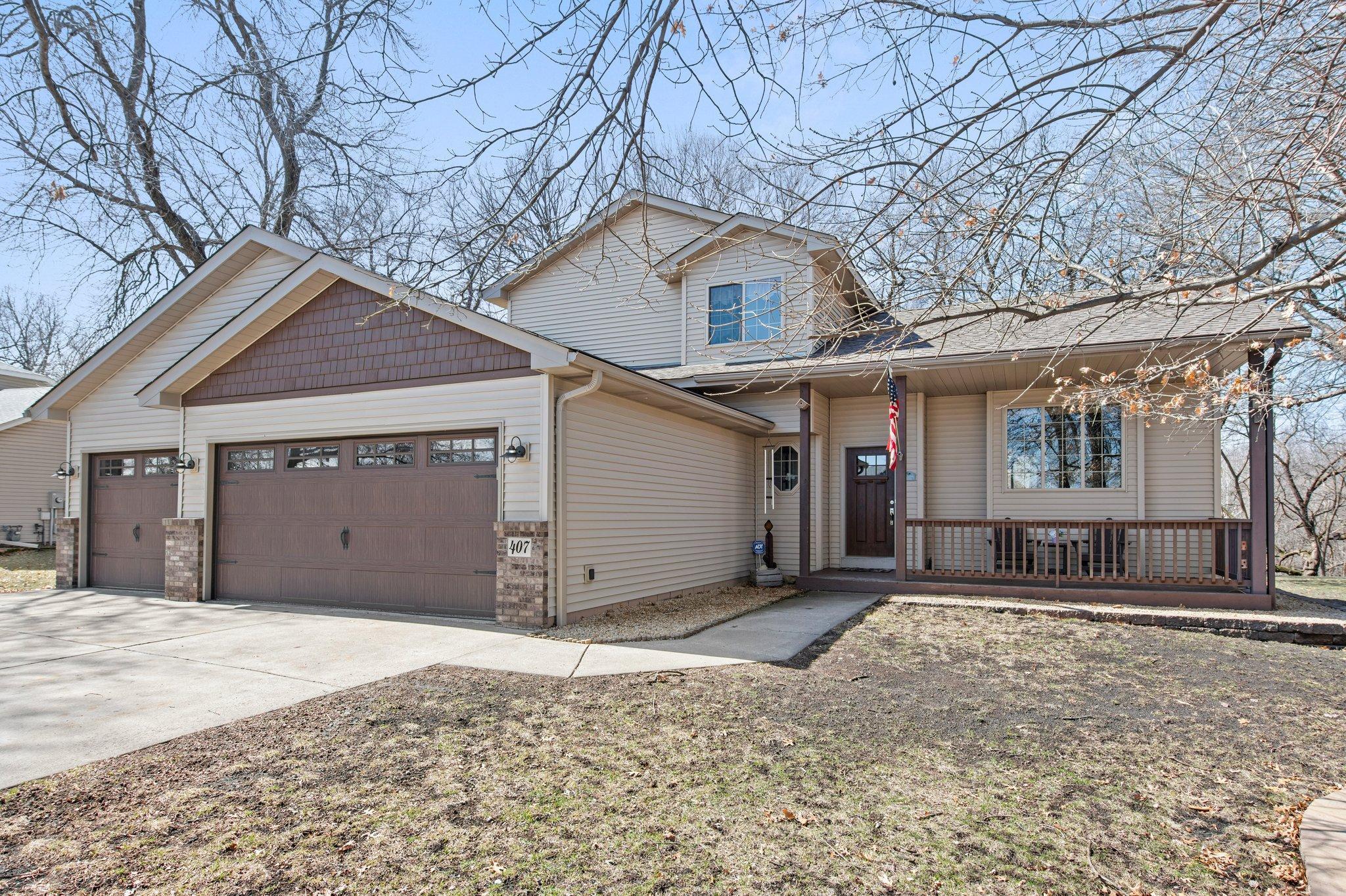 407 Rum River Drive NW
