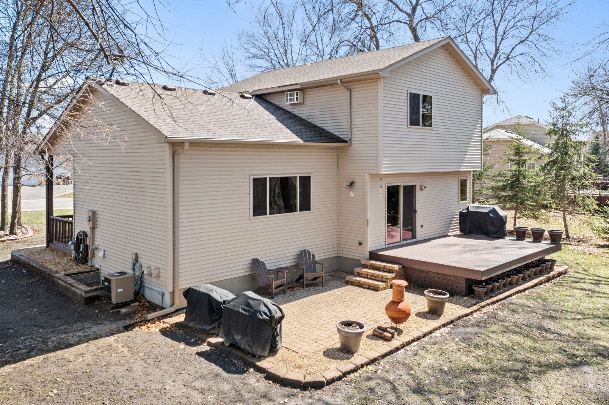 407 Rum River Drive NW