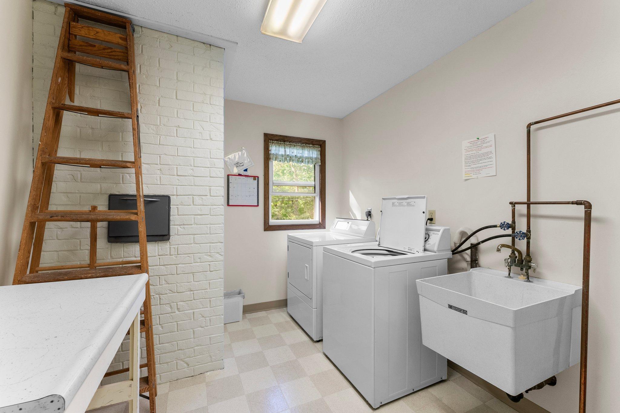 1150 Dellwood Street S Unit: 304