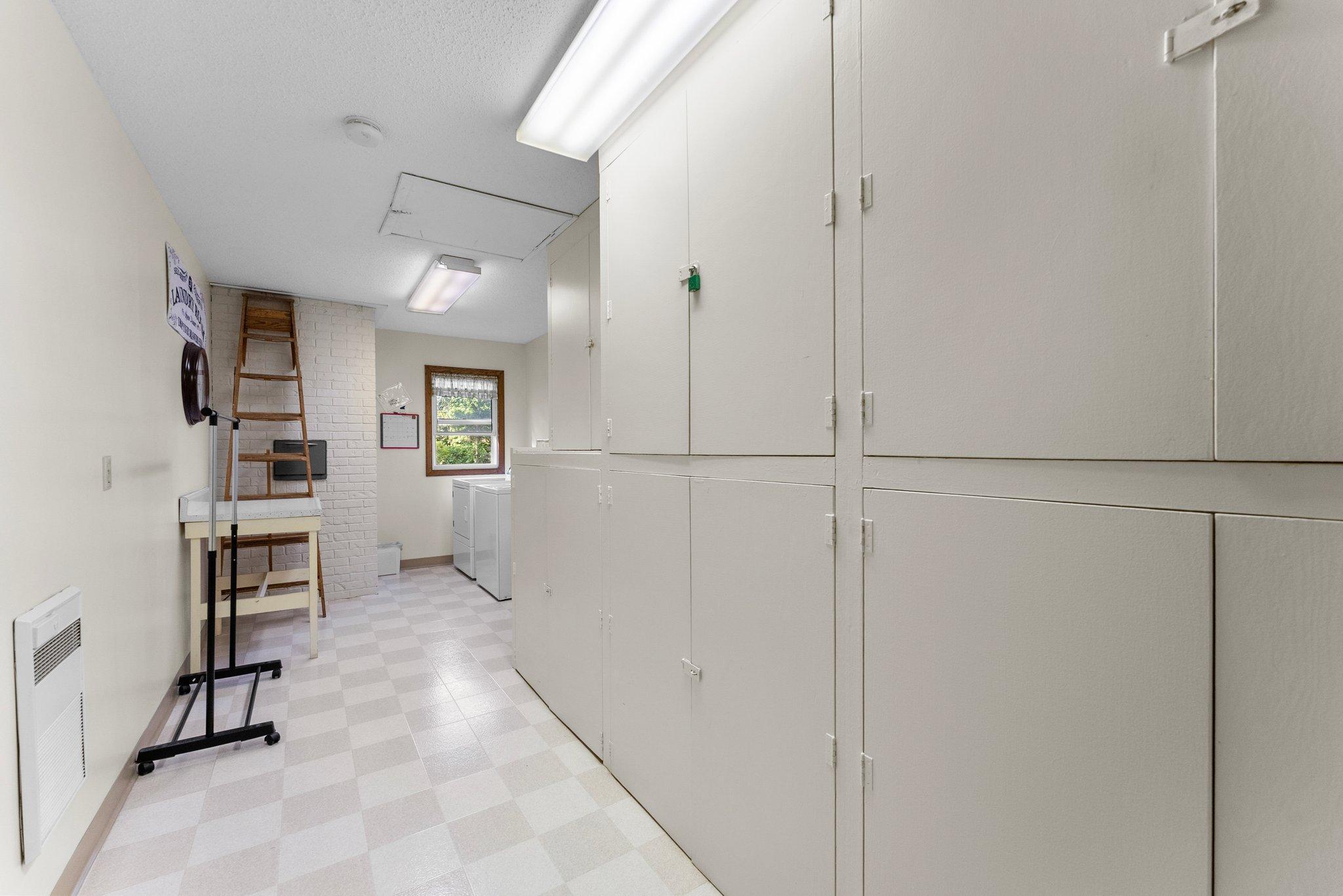 1150 Dellwood Street S Unit: 304