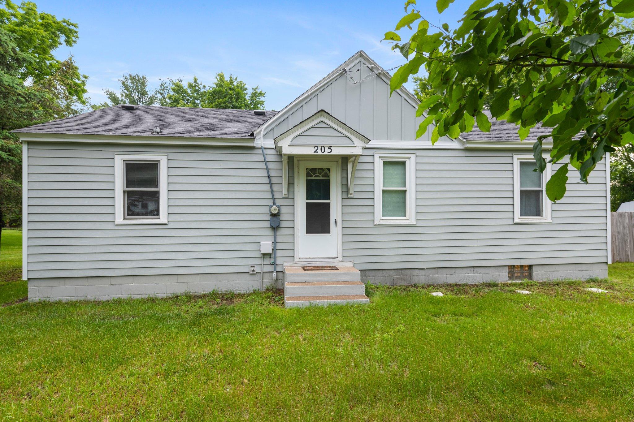 205 Heritage Boulevard NW