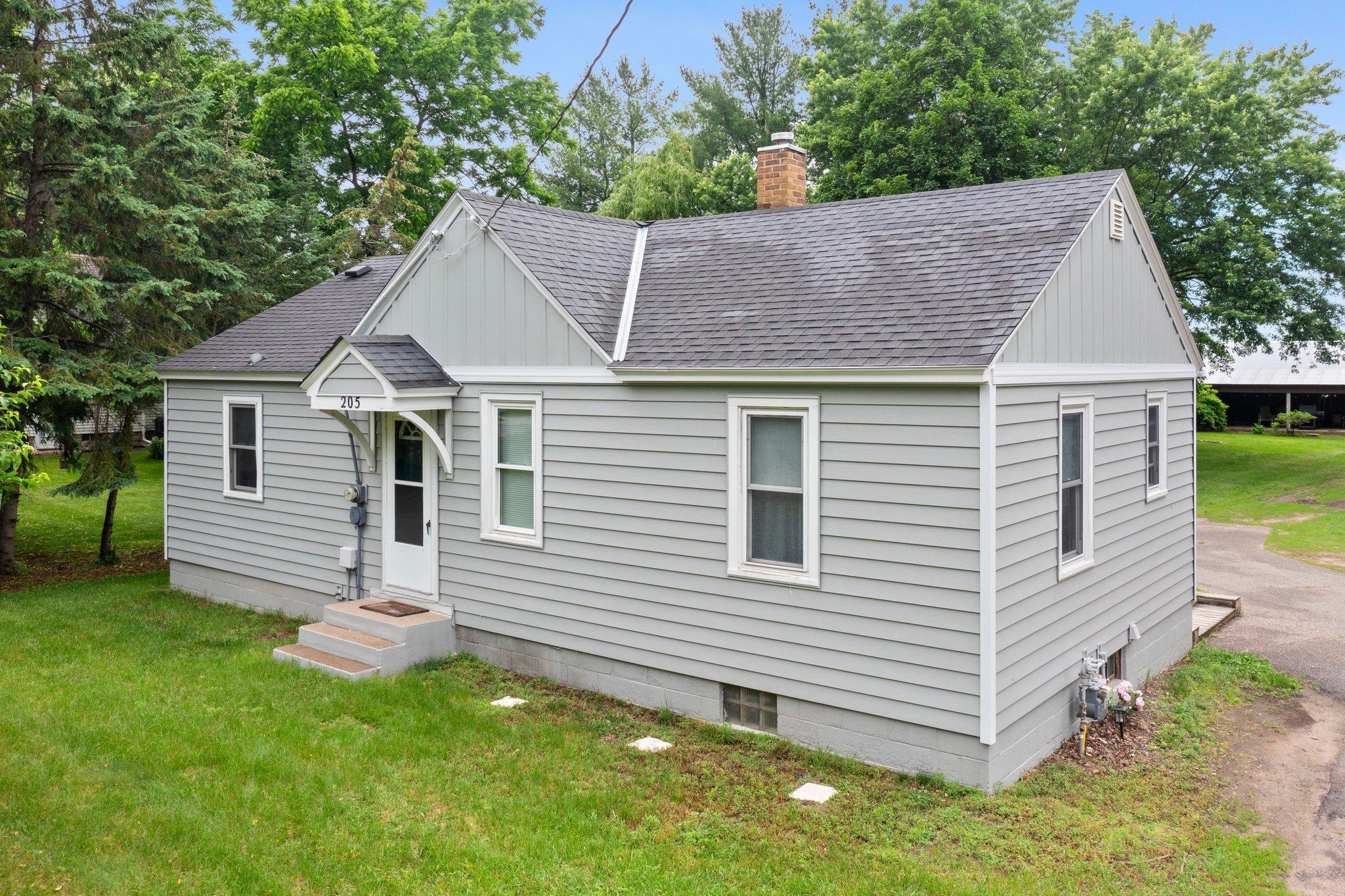 205 Heritage Boulevard NW