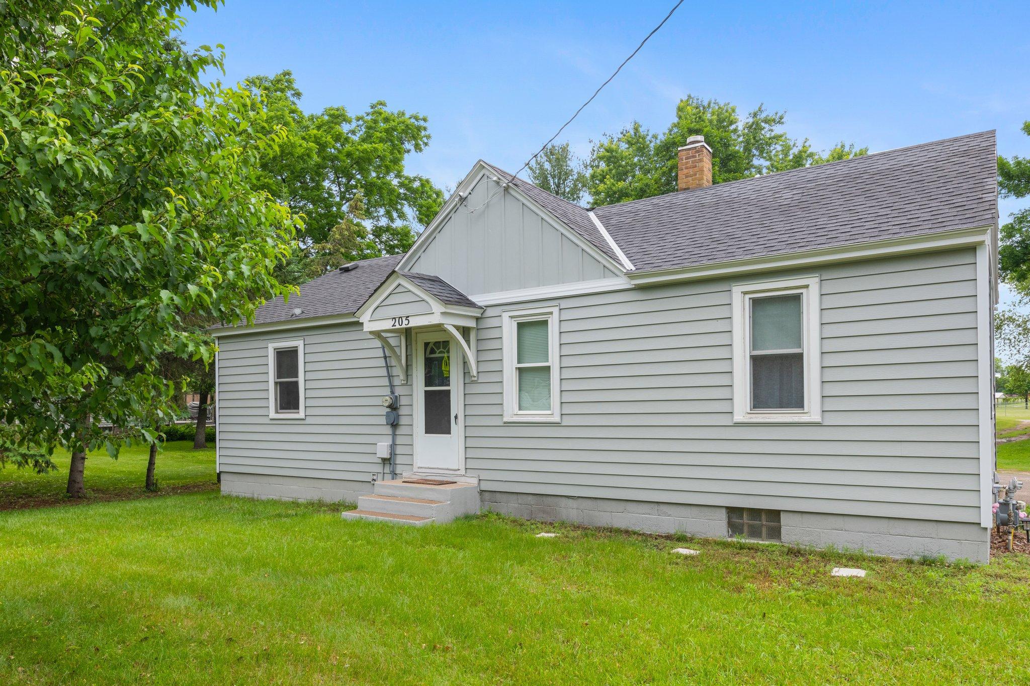 205 Heritage Boulevard NW