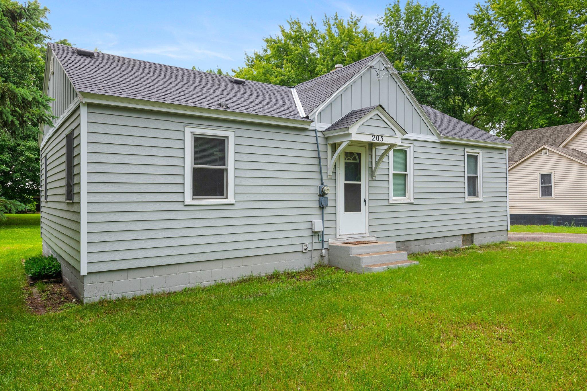 205 Heritage Boulevard NW