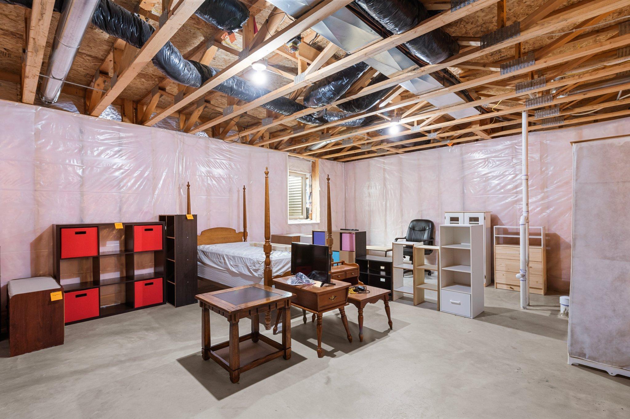 737 Park Brook Road NW