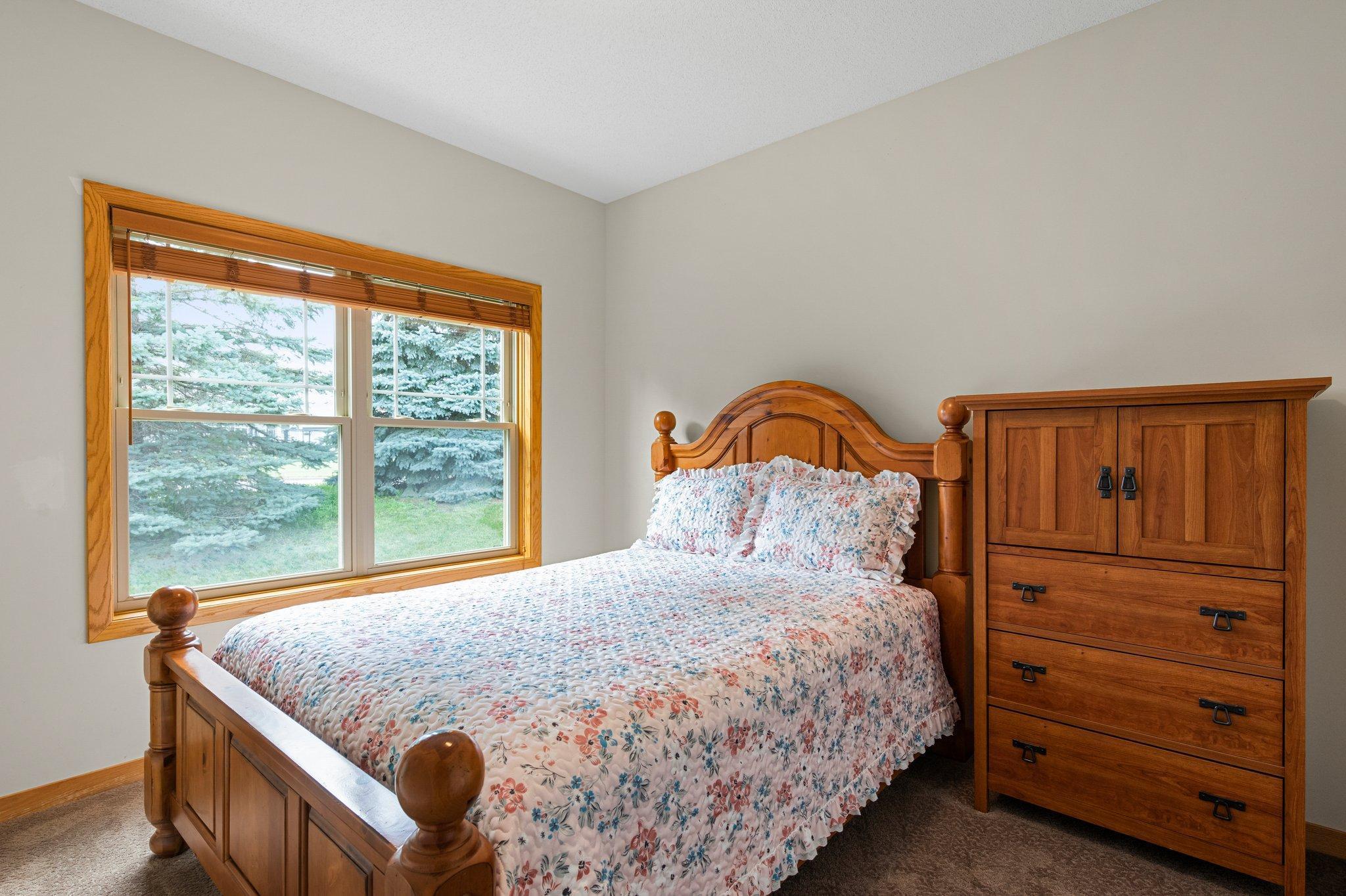 737 Park Brook Road NW