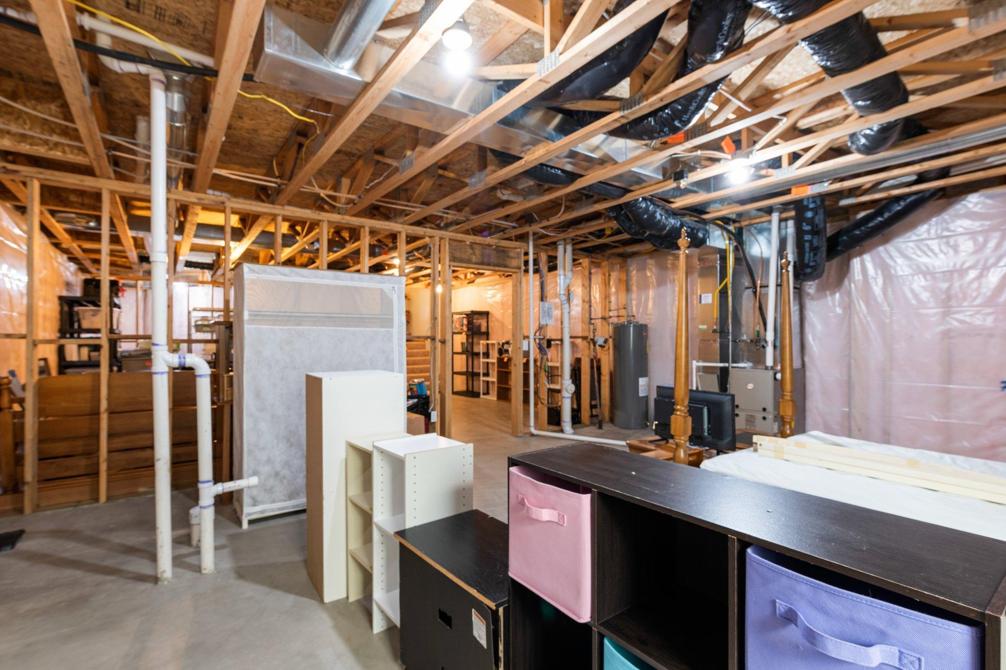 737 Park Brook Road NW