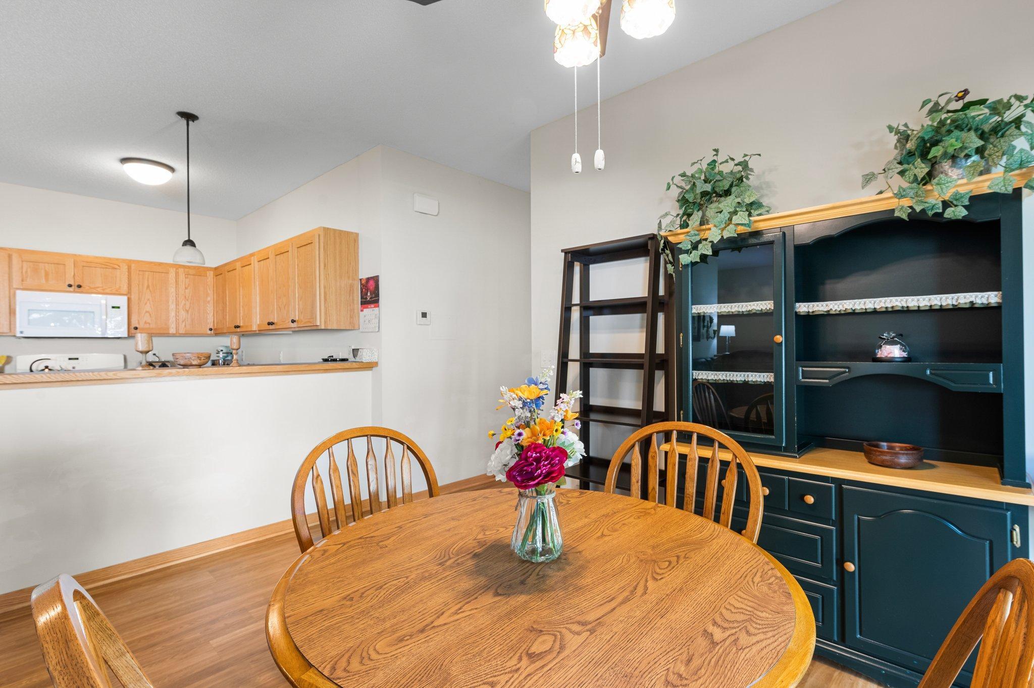 737 Park Brook Road NW