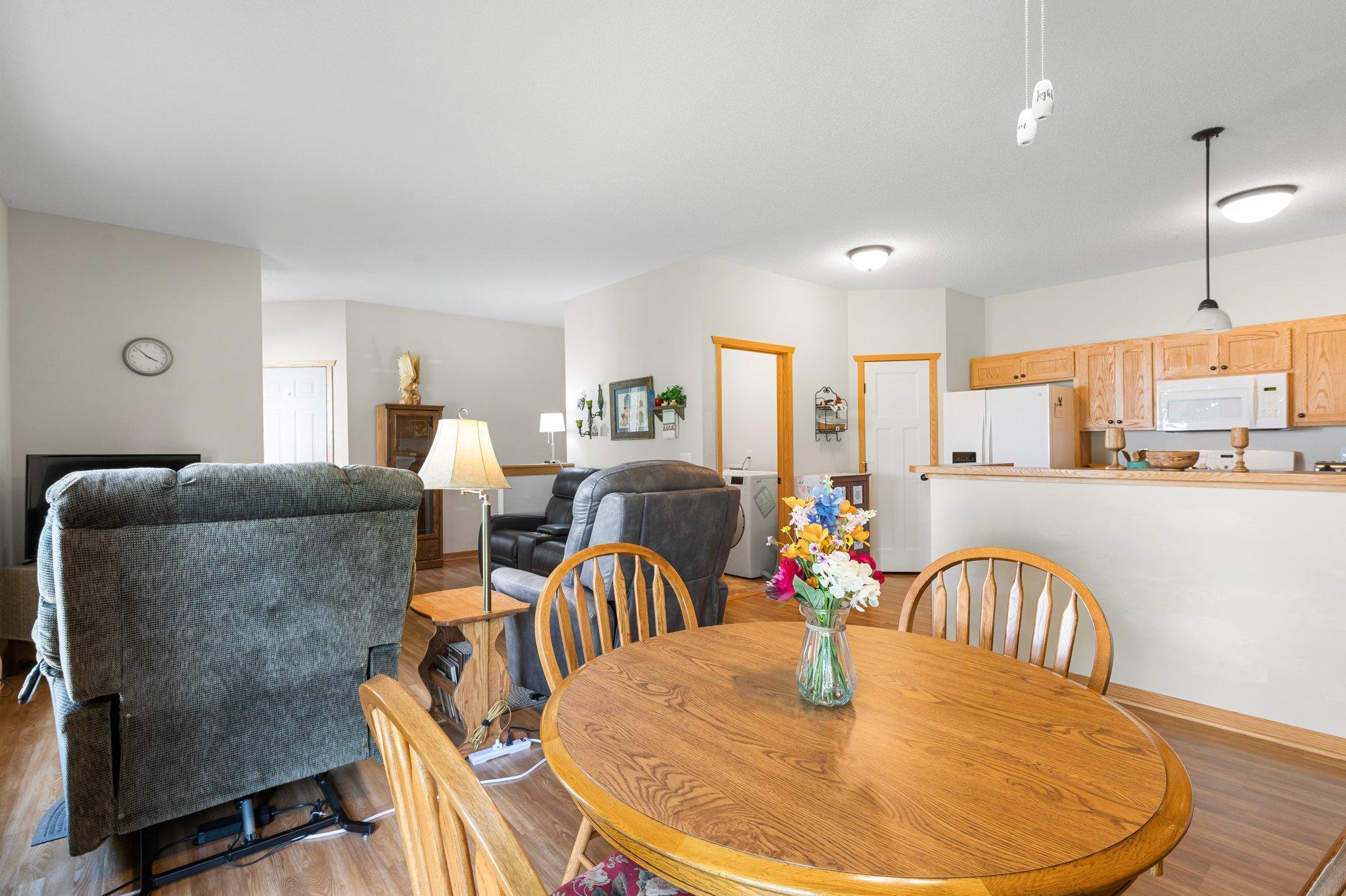 737 Park Brook Road NW