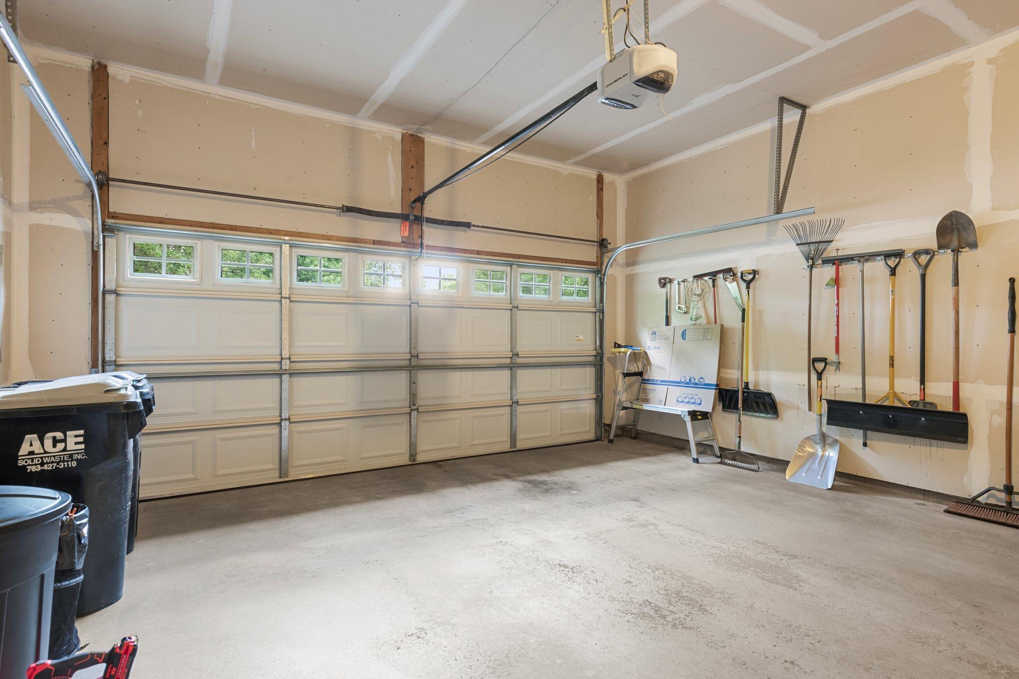 737 Park Brook Road NW