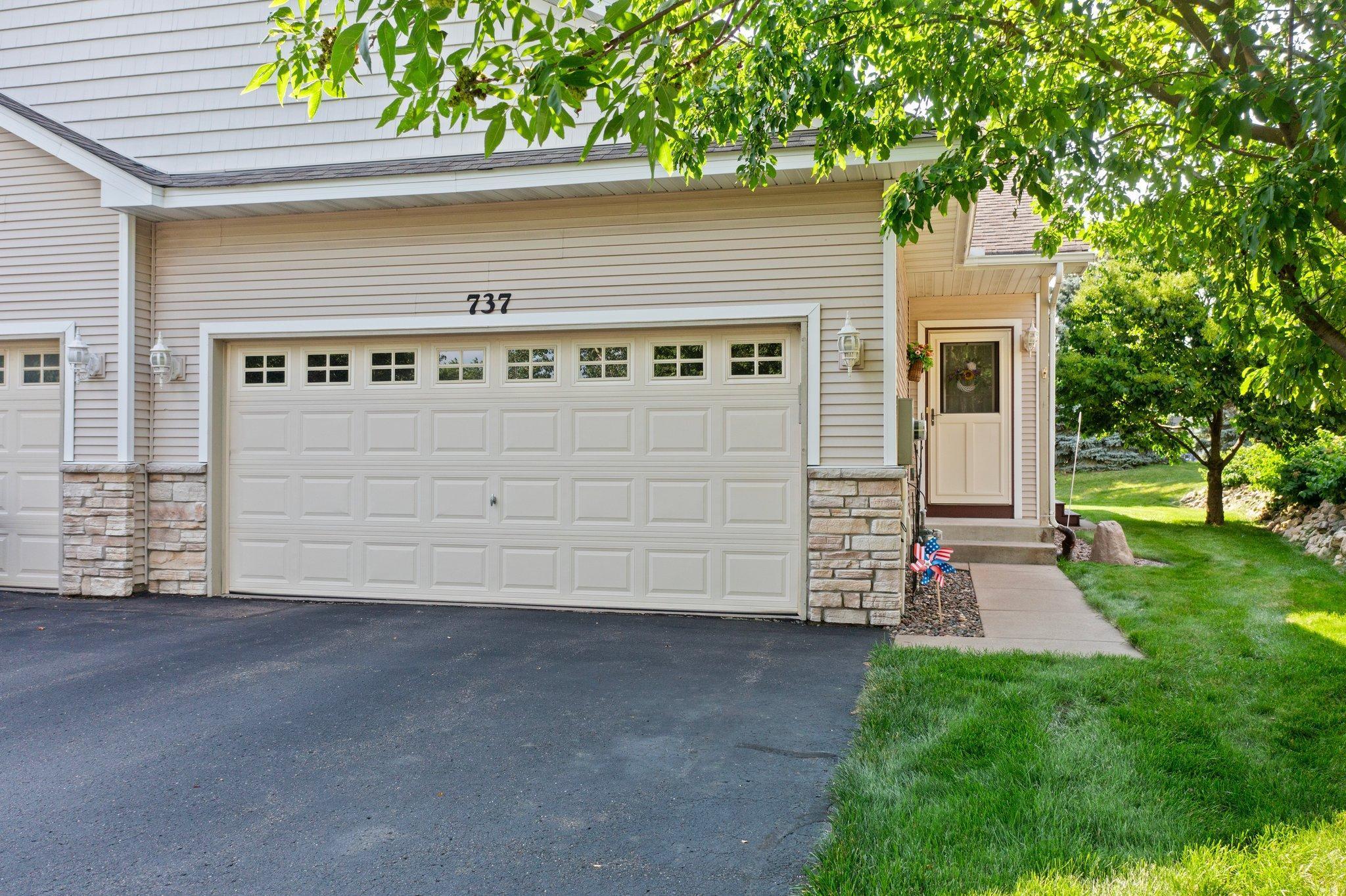 737 Park Brook Road NW